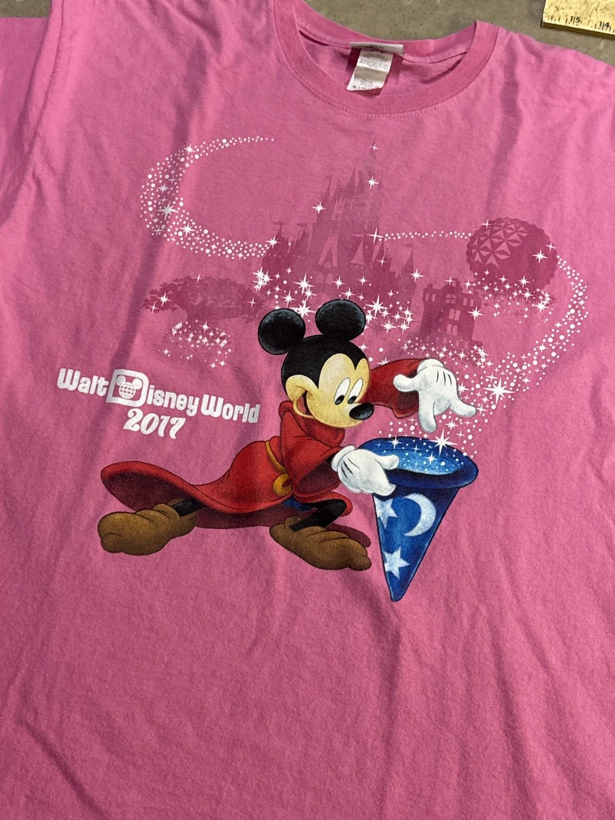 Disney 2017 Walt Disney World Mickey Tee Size US XL / EU 56 / 4 - 2 Thumbnail