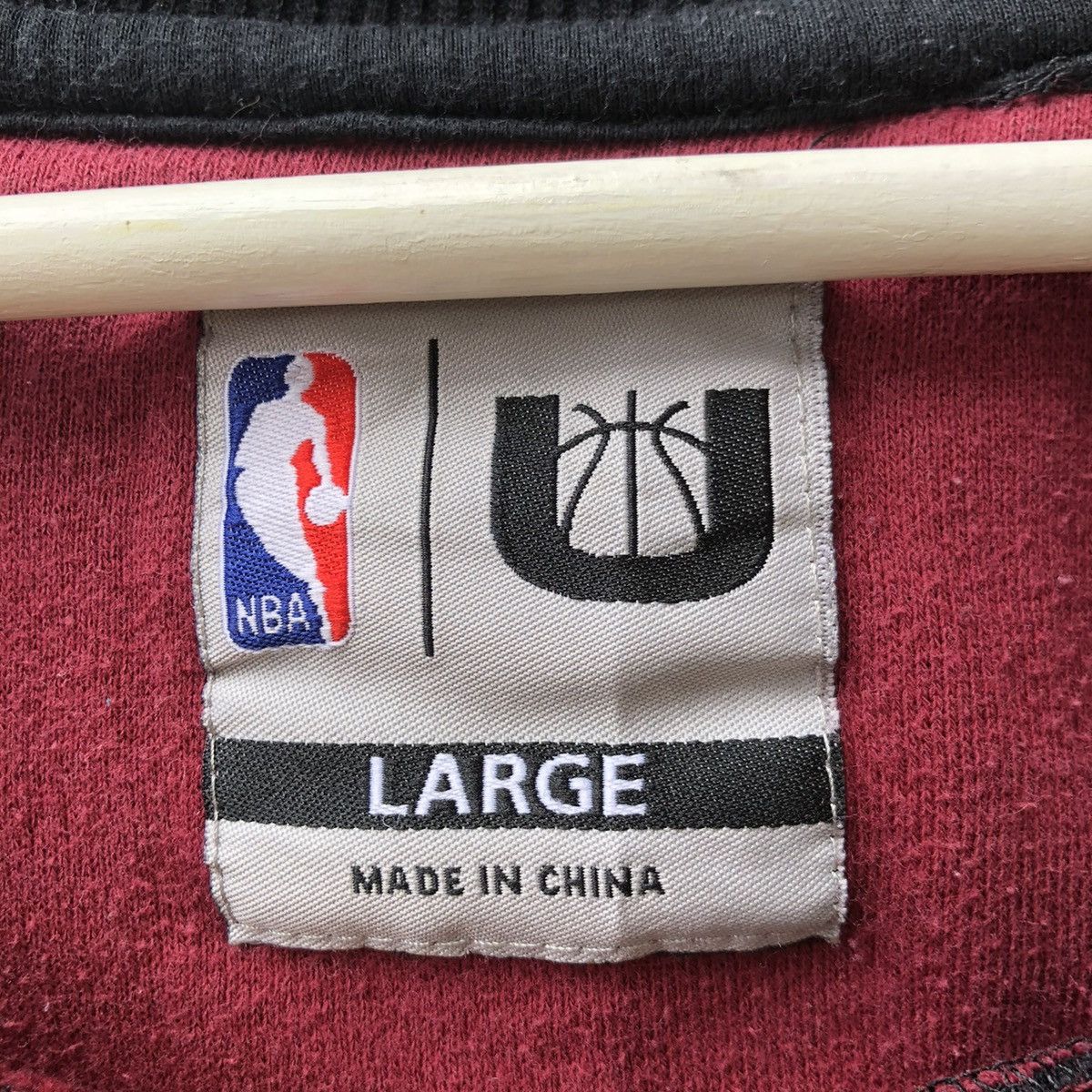 NBA × Vintage Vintage Cleveland Cavaliers NBA Team Pullover Sweatshirt Size US L / EU 52-54 / 3 - 7 Thumbnail