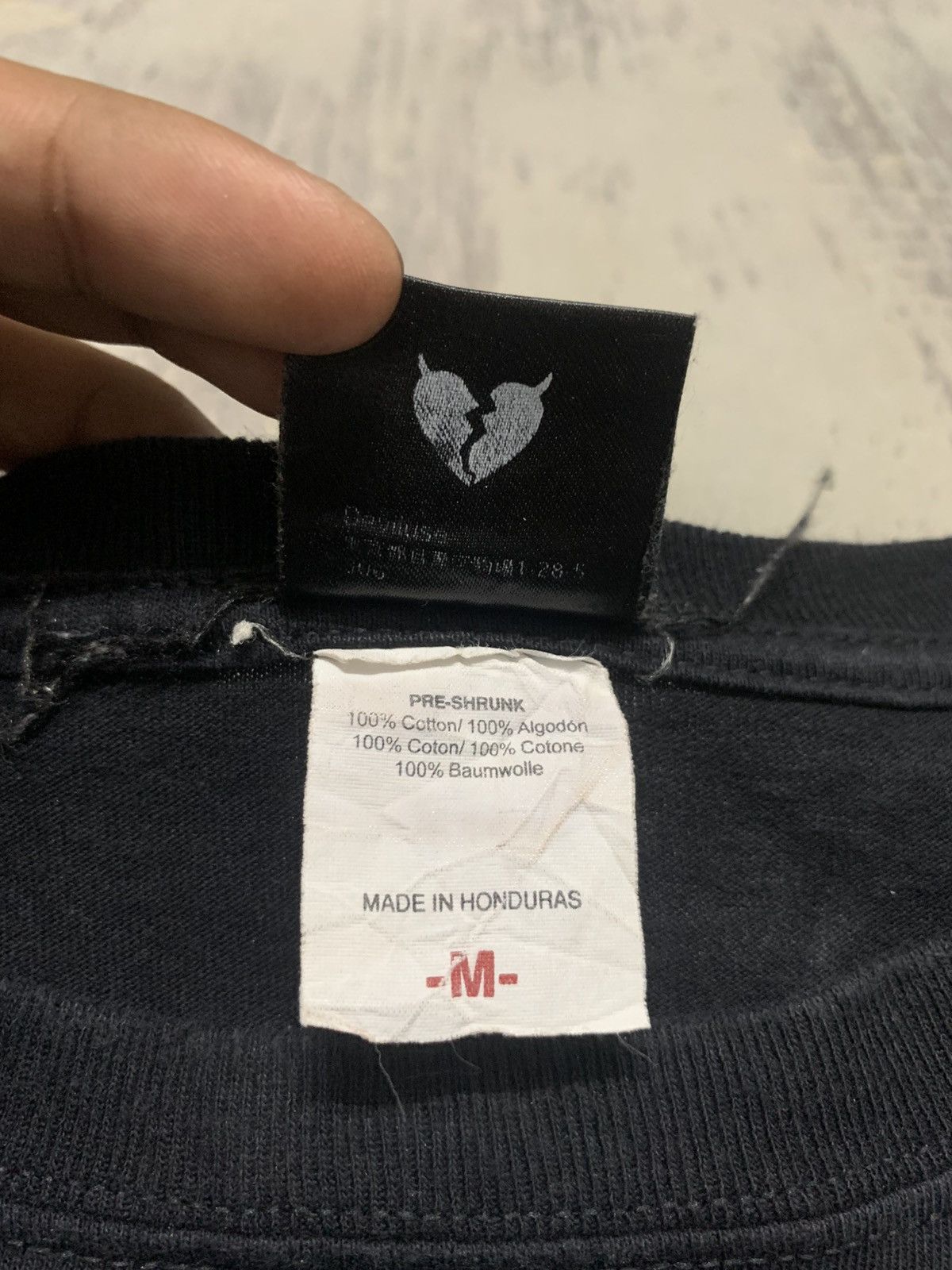 Japanese Brand VINTAGE DEVILUSE TSHIRT Size US M / EU 48-50 / 2 - 8 Thumbnail