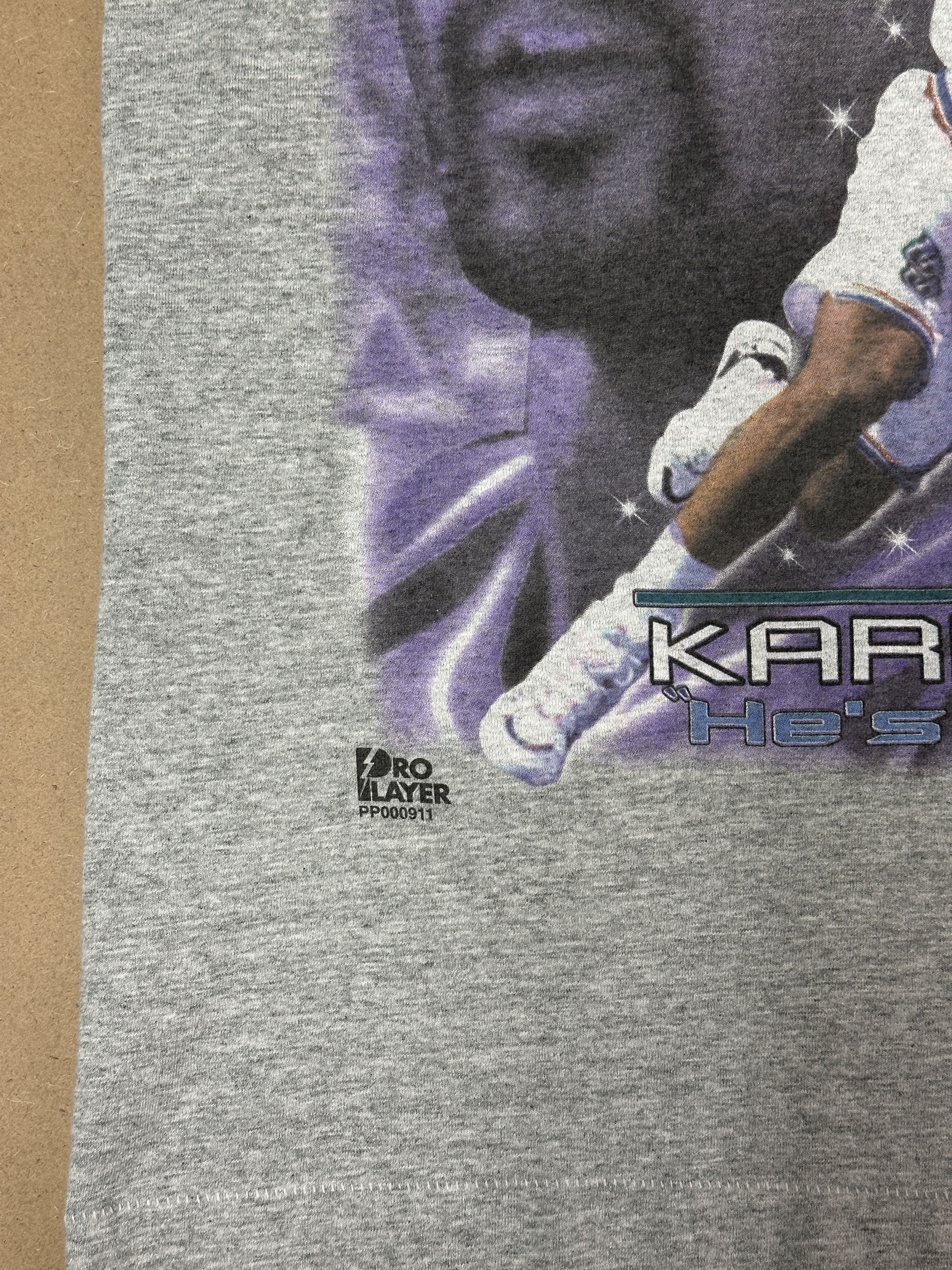 Other Vintage Karl Malone MVP 96-97 Jazz T-shirt Size US XL / EU 56 / 4 - 2 Thumbnail