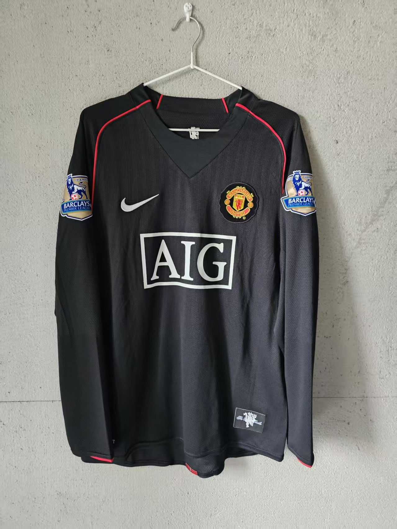 Other 2008 MUFC #7 C Ronaldo Jersey Black Size US S / EU 44-46 / 1 - 2 Thumbnail