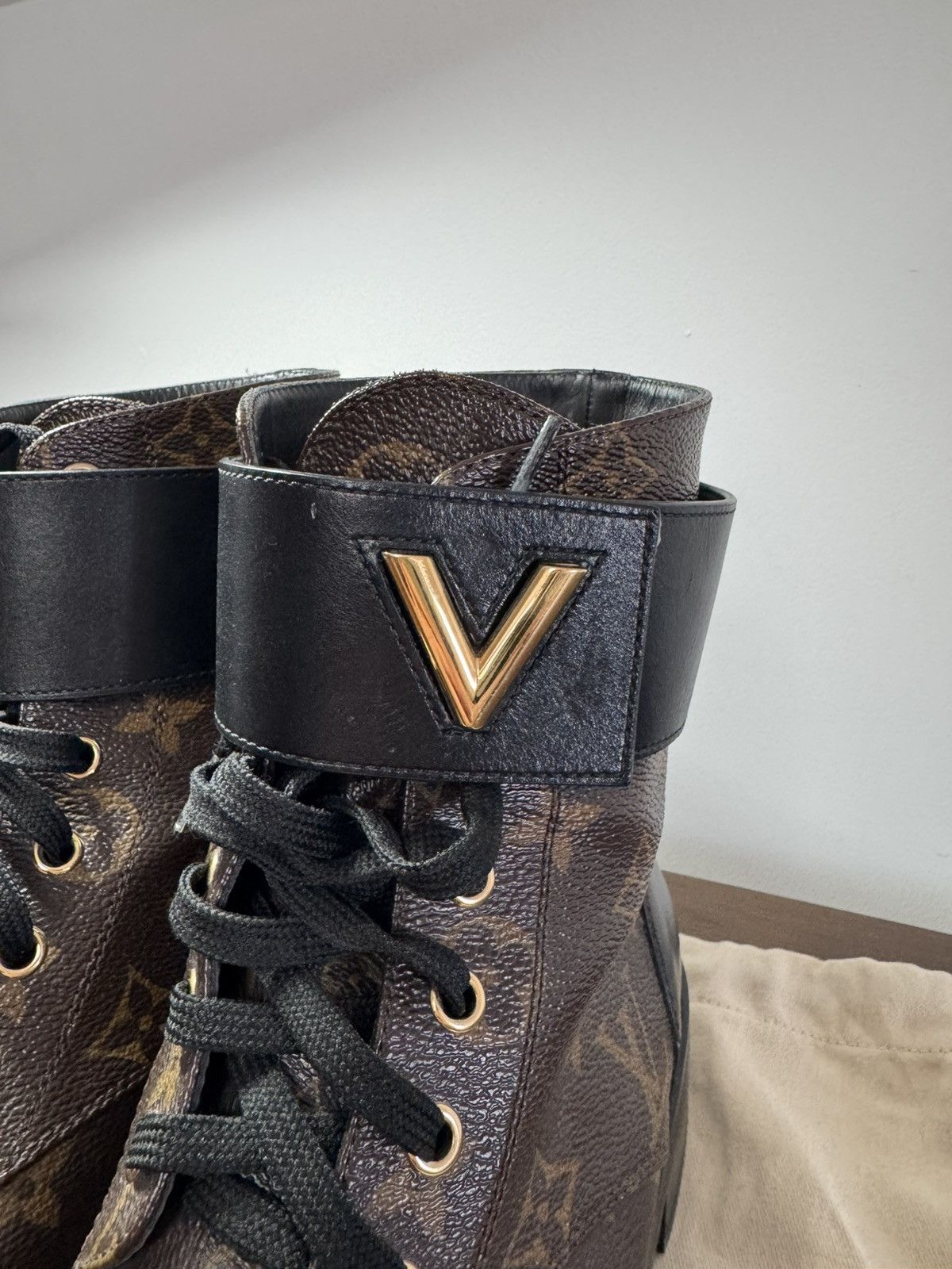 Louis Vuitton Louis Vuitton boots Size US 8.5 / IT 38.5 - 6 Thumbnail