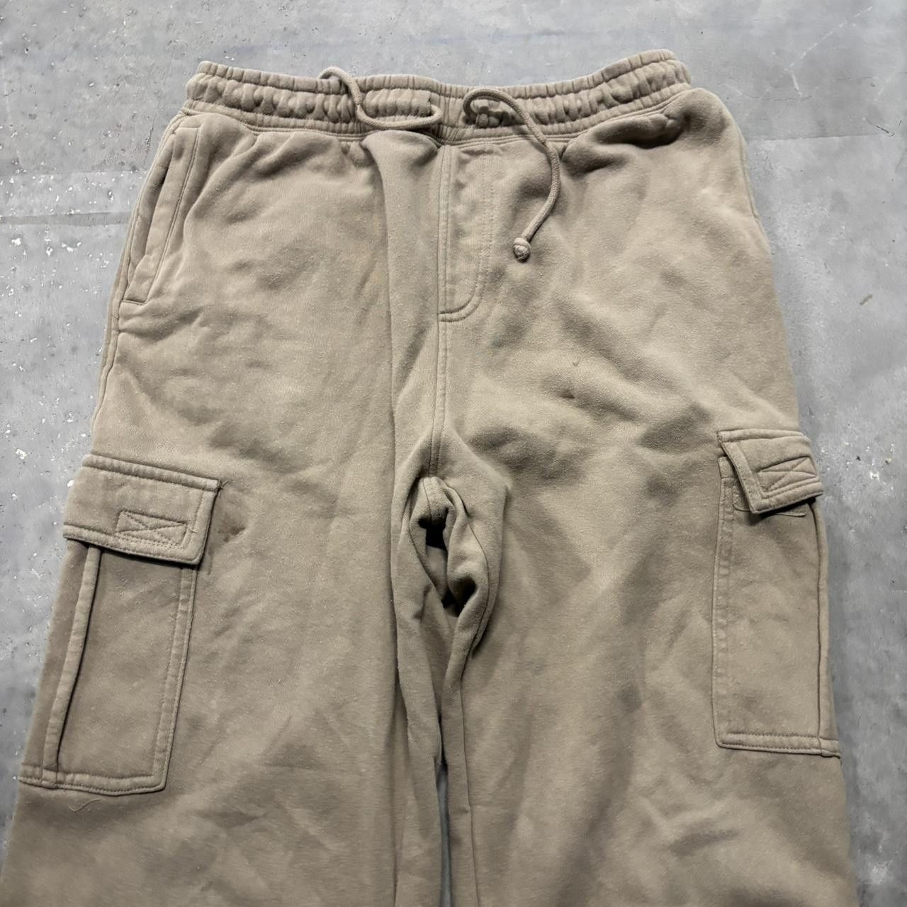 Japanese Brand × Vintage Crazy Vintage Y2K/2000s Baggy Cream Skater Essential Cargo Sweatpants! Size US 32 / EU 48 - 4 Thumbnail