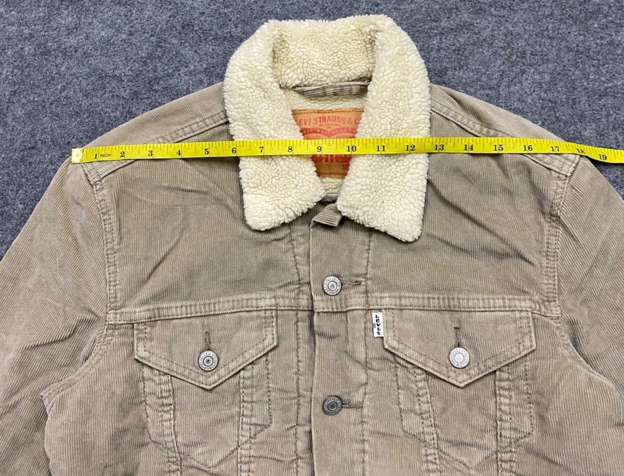 Levi's Vintage Clothing Vintage Levis Fur Corduroy Jacket Size US S / EU 44-46 / 1 - 5 Thumbnail