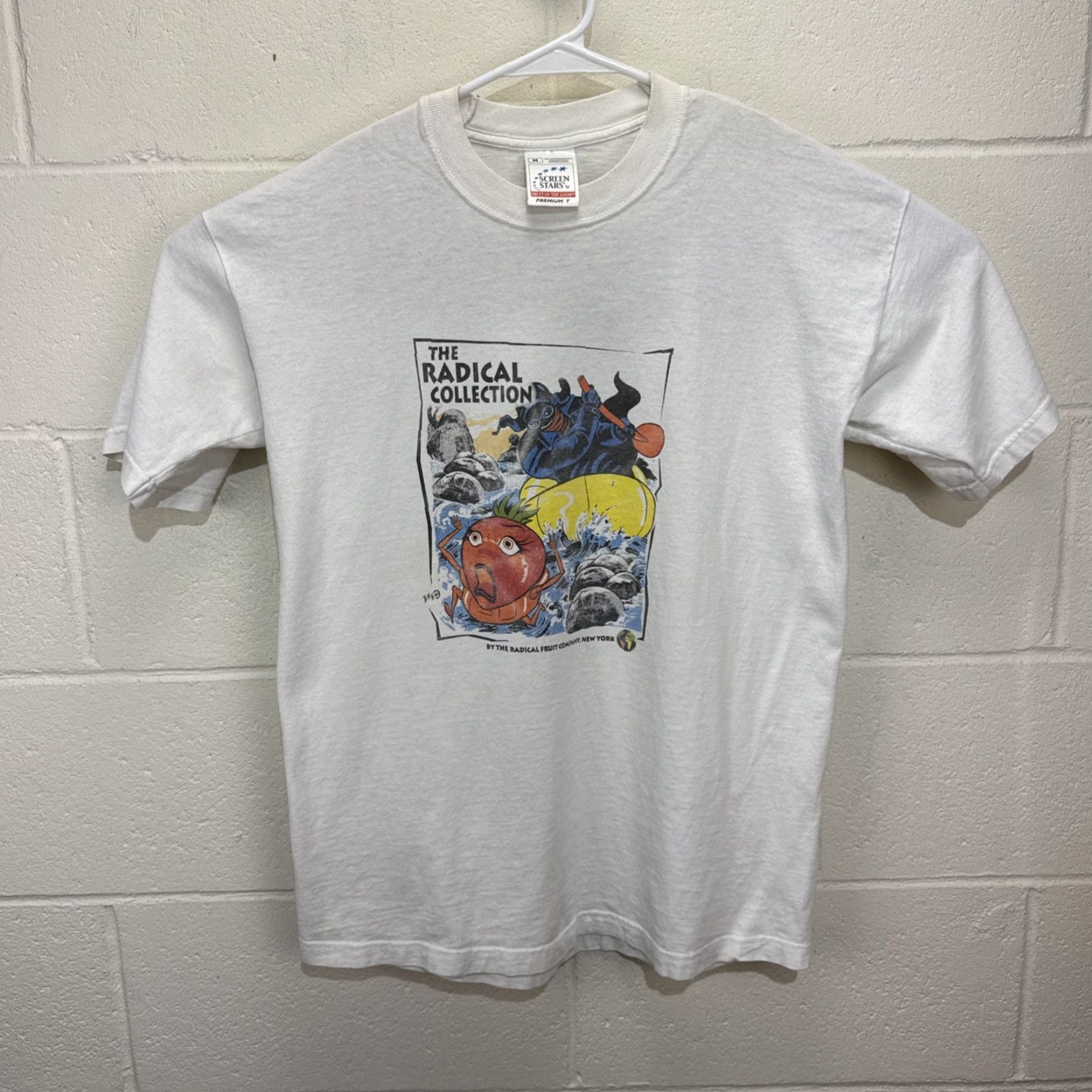 Vintage VINTAGE Screen Stars Radical Fruit Company Graphic T Shirt Medium White Mens Size US M / EU 48-50 / 2 - 2 Thumbnail