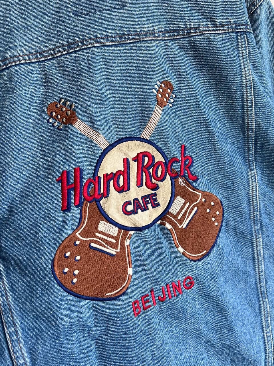 Vintage Vintage 1990s Hard Rock Cafe Beijing China Denim Jacket S Size US S / EU 44-46 / 1 - 4 Thumbnail