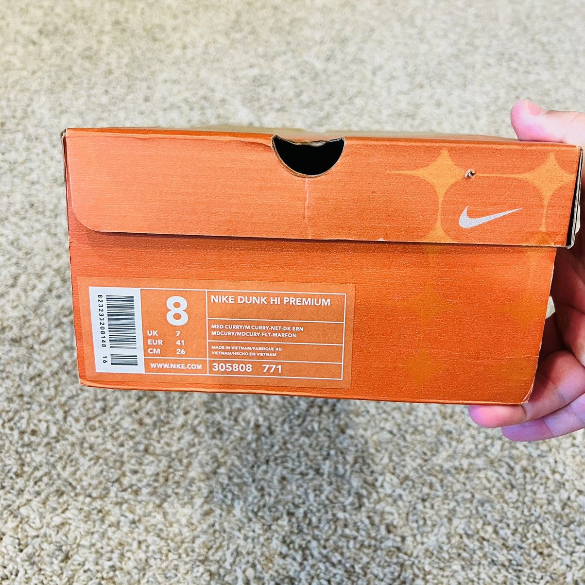 Nike 2003 Nike Dunk Hi Premium Curry Size US 8 / EU 41 - 8 Thumbnail