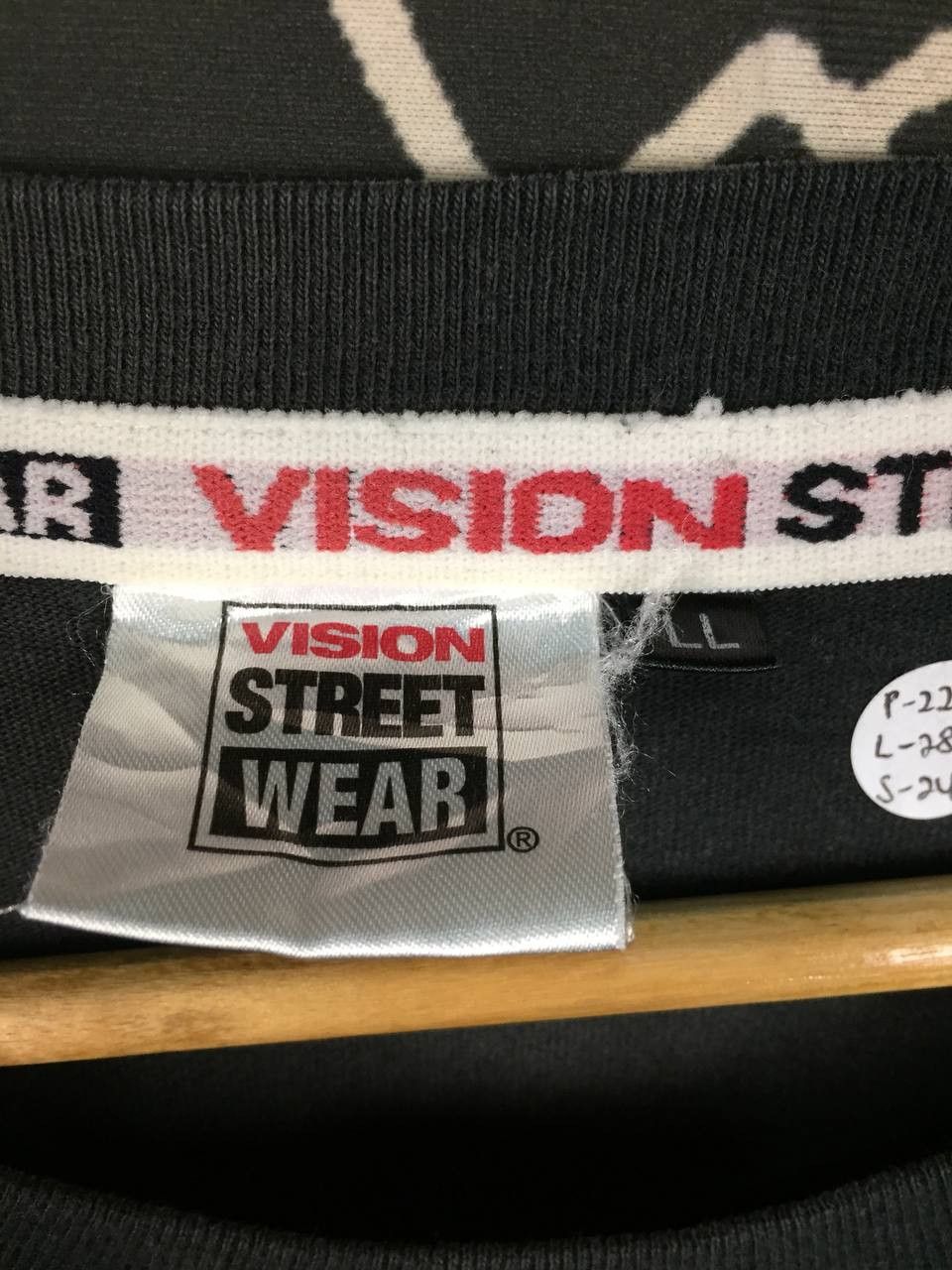 Vision Streetwear Vtg Vision Street Wear OG Logo Crewneck Long Sleeve Tee Size US XL / EU 56 / 4 - 9 Thumbnail