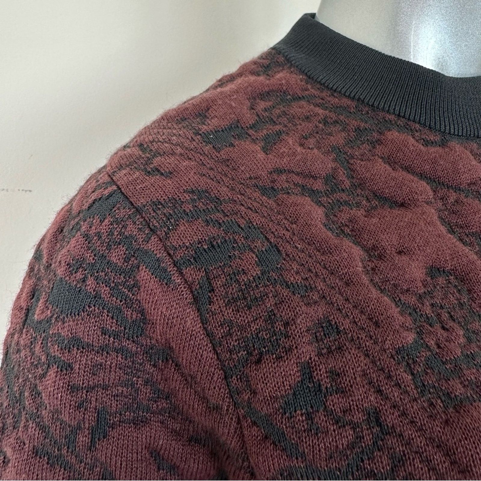 Lululemon NWT!!! Lululemon Athletica Sweater size 4 Retail 168$ Size S / US 4 / IT 40 - 5 Thumbnail