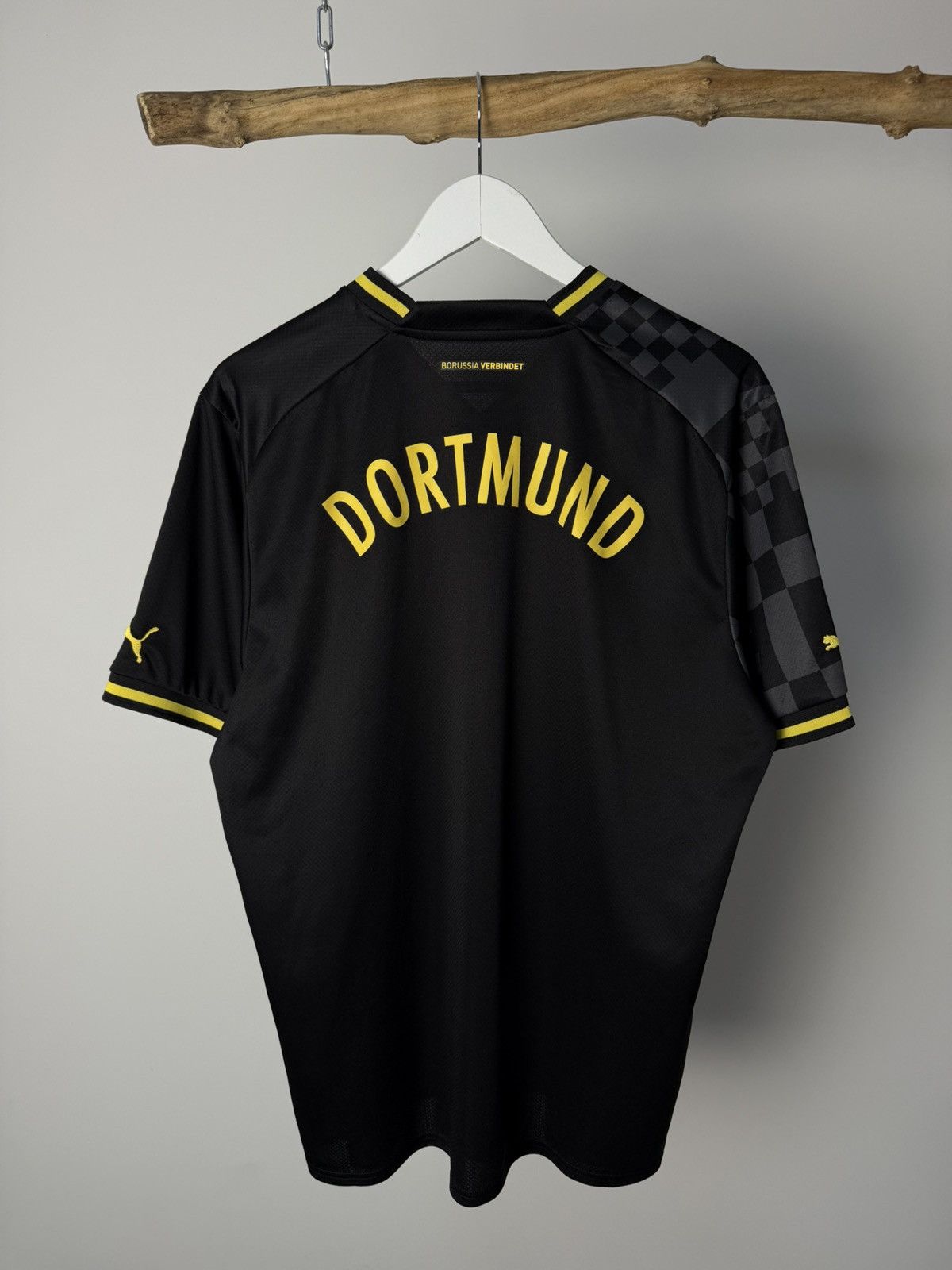 Puma Borussia Dortmund Puma 22-23 Soccer Jersey Size US XL / EU 56 / 4 - 9 Thumbnail