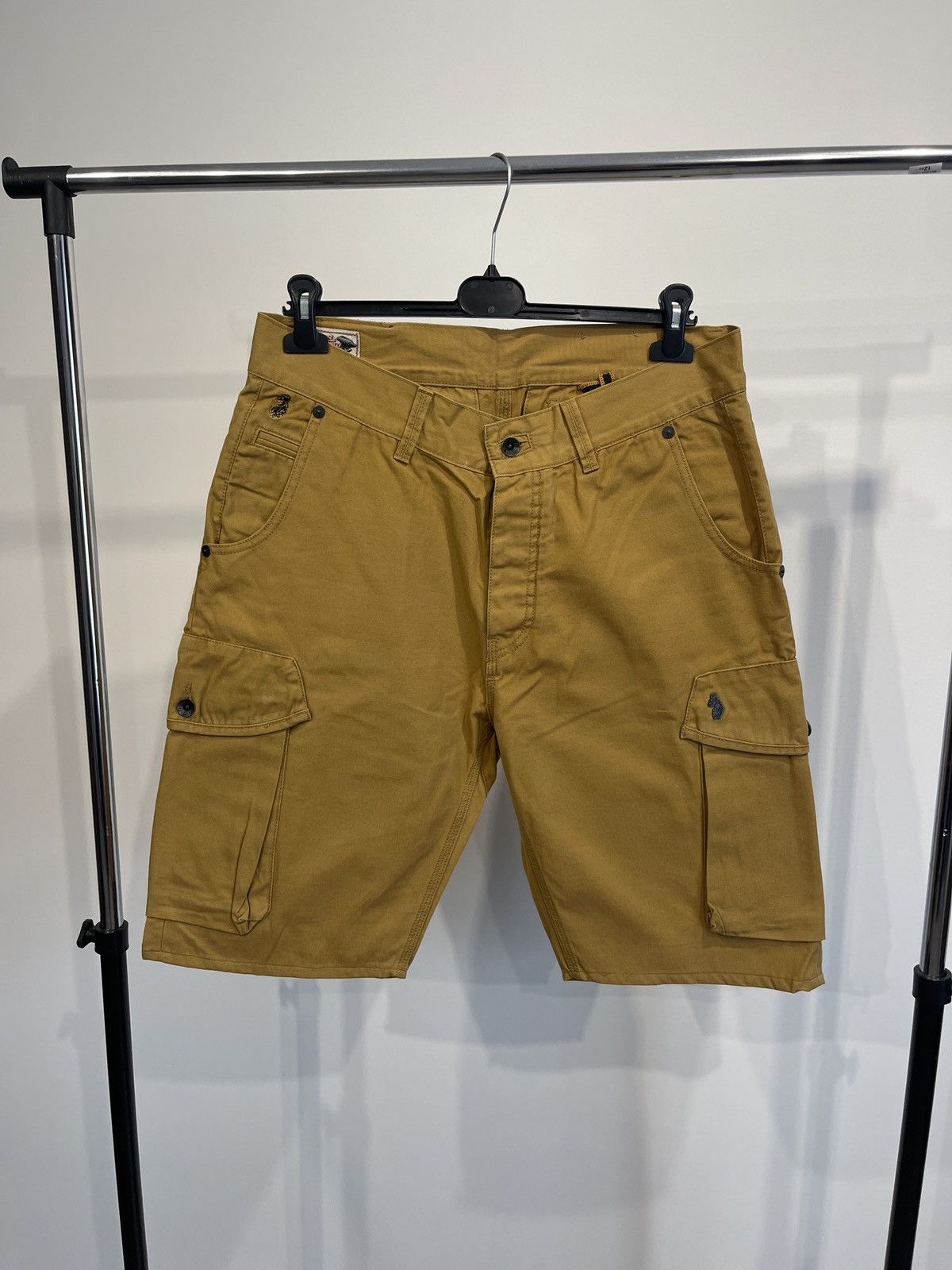 Vintage Luke cargo shorts men’s 34 Size US 34 / EU 50 - 1 Thumbnail