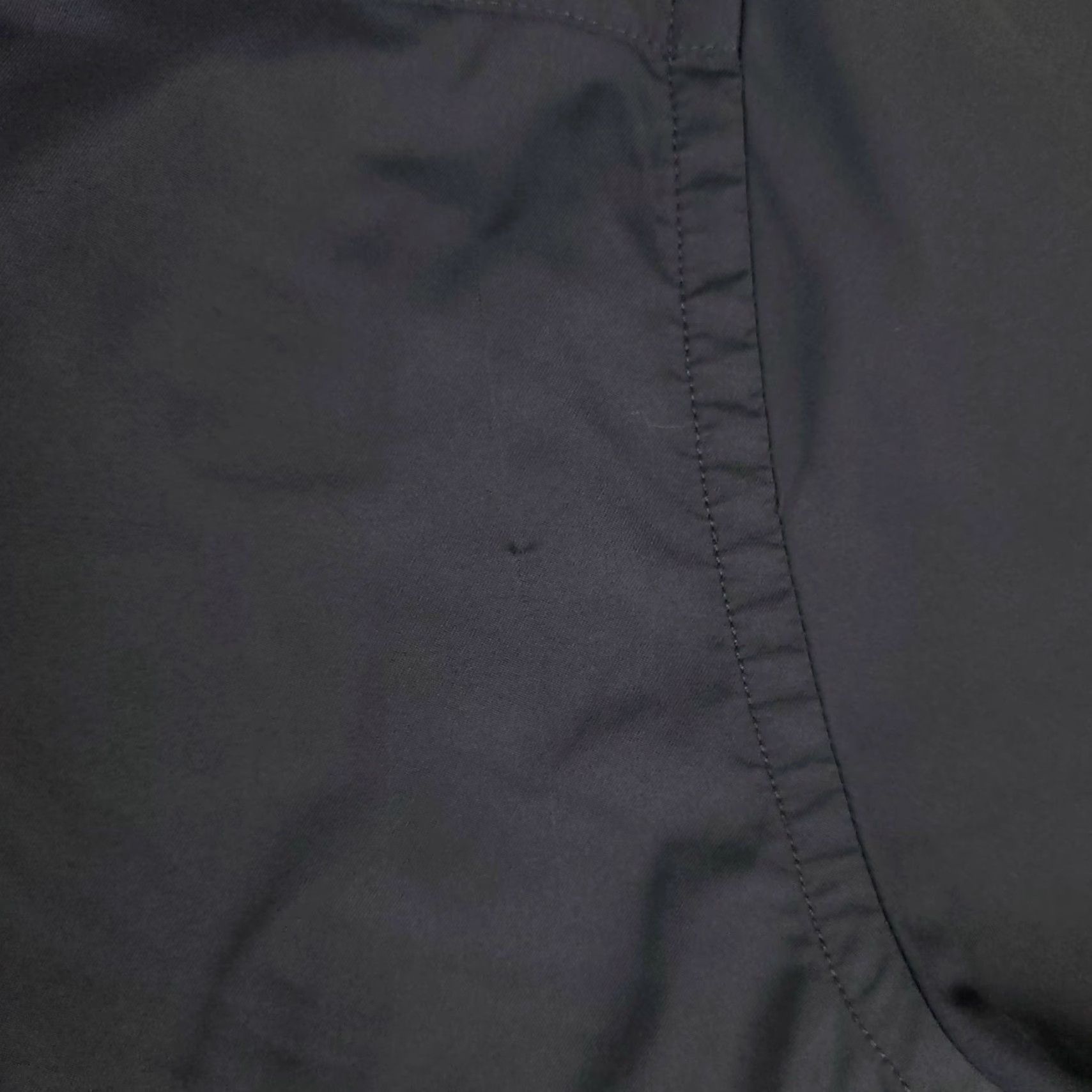 UNTUCKit UNTUCKit Shirt Mens XL Gray Nylon Stretch Button Up Long Sleeve Size US XL / EU 56 / 4 - 6 Thumbnail
