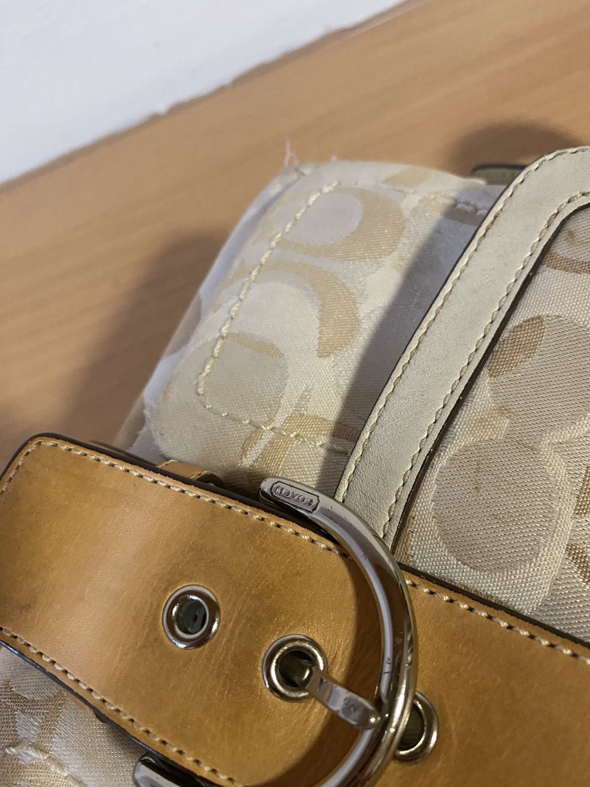 Coach Vintage Y2K Coach White Mini Square Soho Shoulder Bag Size ONE SIZE - 8 Thumbnail