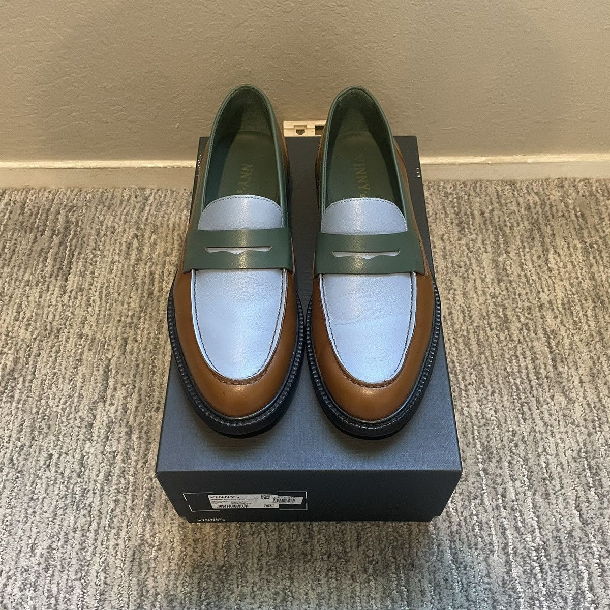 VINNY's VINNY’s Townee Tri-Color Penny Loafer Size US 9 / EU 42 - 4 Thumbnail