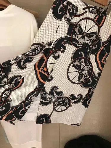 Hermes Hermes Twill print skirt, silk Size 26" / US 2 / IT 38 - 4 Thumbnail