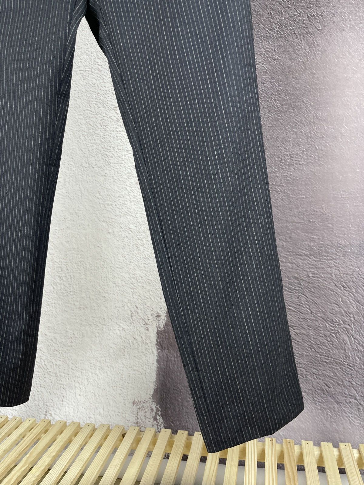 Paoloni Paoloni wool black striped 2 button 2 pcs suit made in Italy Size 36R - 18 Thumbnail