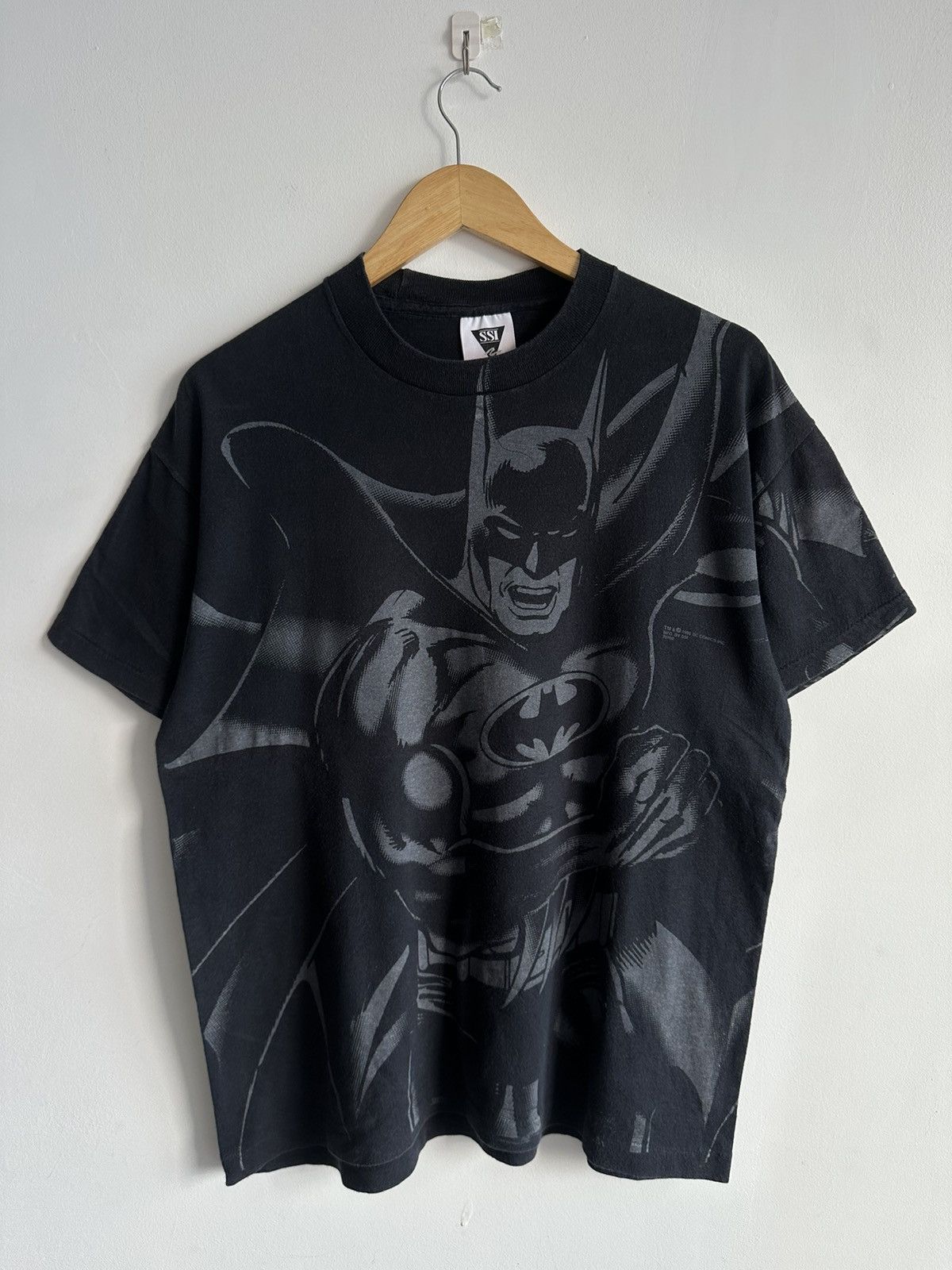 DC Comics × Vintage Vintage 90’s Batman DC Comics Cartoon All-overprint Tee USA Size US L / EU 52-54 / 3 - 2 Thumbnail