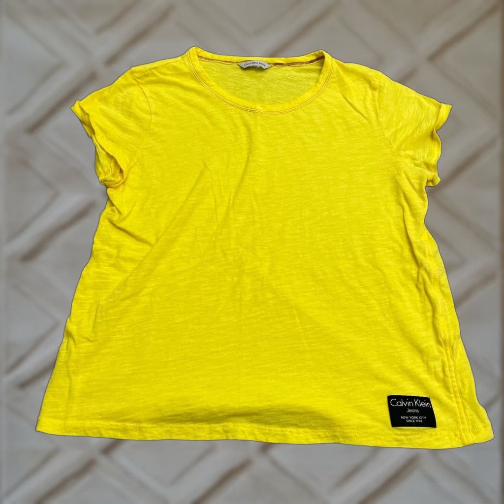 Calvin Klein Calvin Klein Jeans Basic T-Shirt Womens Small Yellow Round Neck Short Sleeve Tee Size L / US 10 / IT 46 - 1 Thumbnail