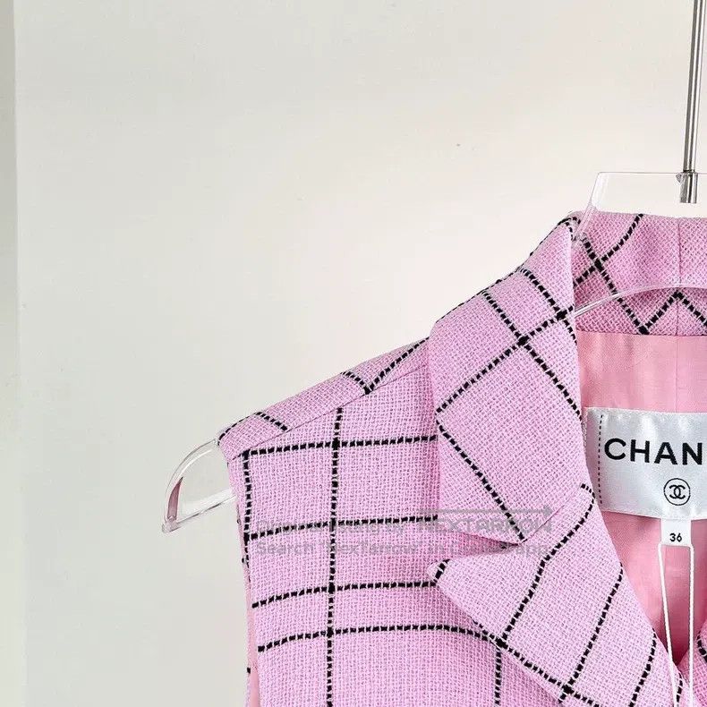 Chanel Chanel 24S pink plaid vest jacket Size XS / US 0-2 / IT 36-38 - 6 Thumbnail