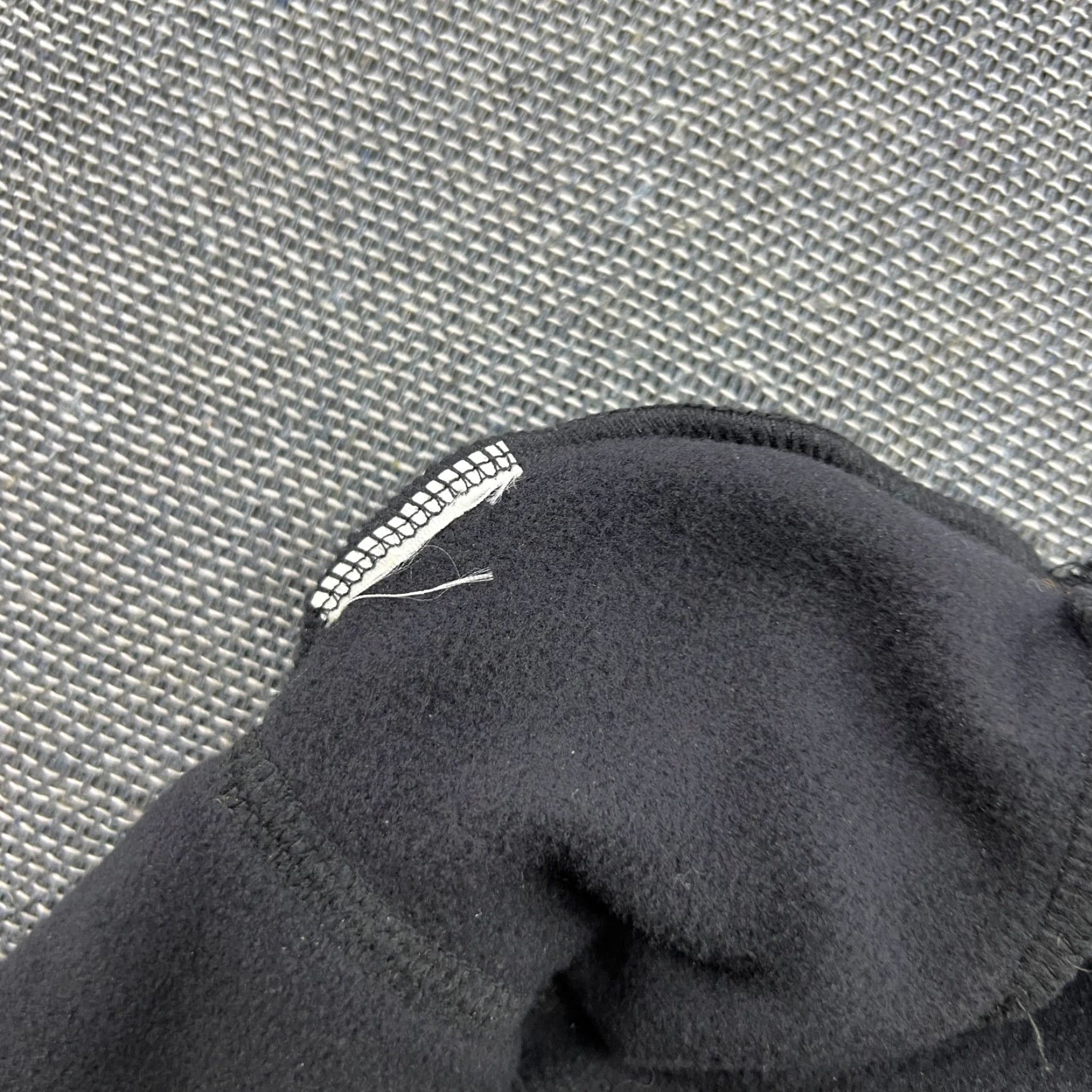Odlo Odlo Beanie Hat One Size Black Fleece Ski Cap Casual Unisex Adults Size US M / EU 48-50 / 2 - 4 Thumbnail