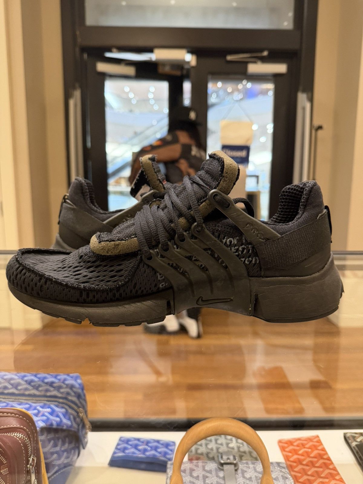 Nike × Off-White Nike Presto ‘Off-White Black’ Size US 10 / EU 43 - 4 Thumbnail