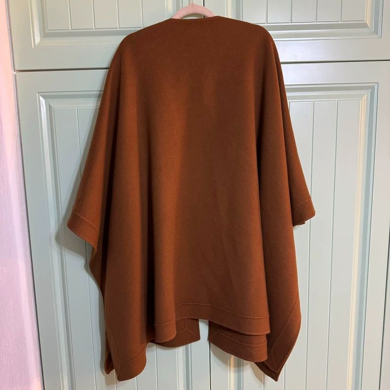 Loro Piana LORO PIANA A single draped shawl Size M / US 6-8 / IT 42-44 - 2 Thumbnail