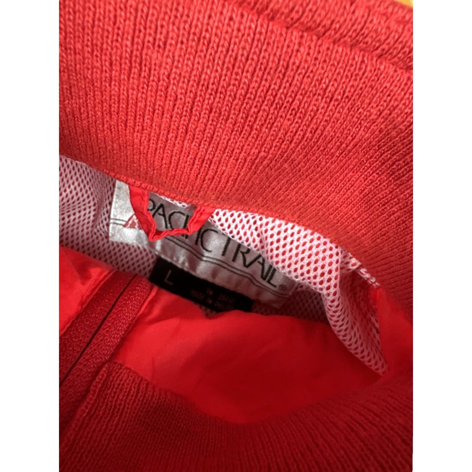 Vintage VINTAGE Pacific Trail Windbreaker Jacket Mens L Red 80s Size US L / EU 52-54 / 3 - 4 Thumbnail