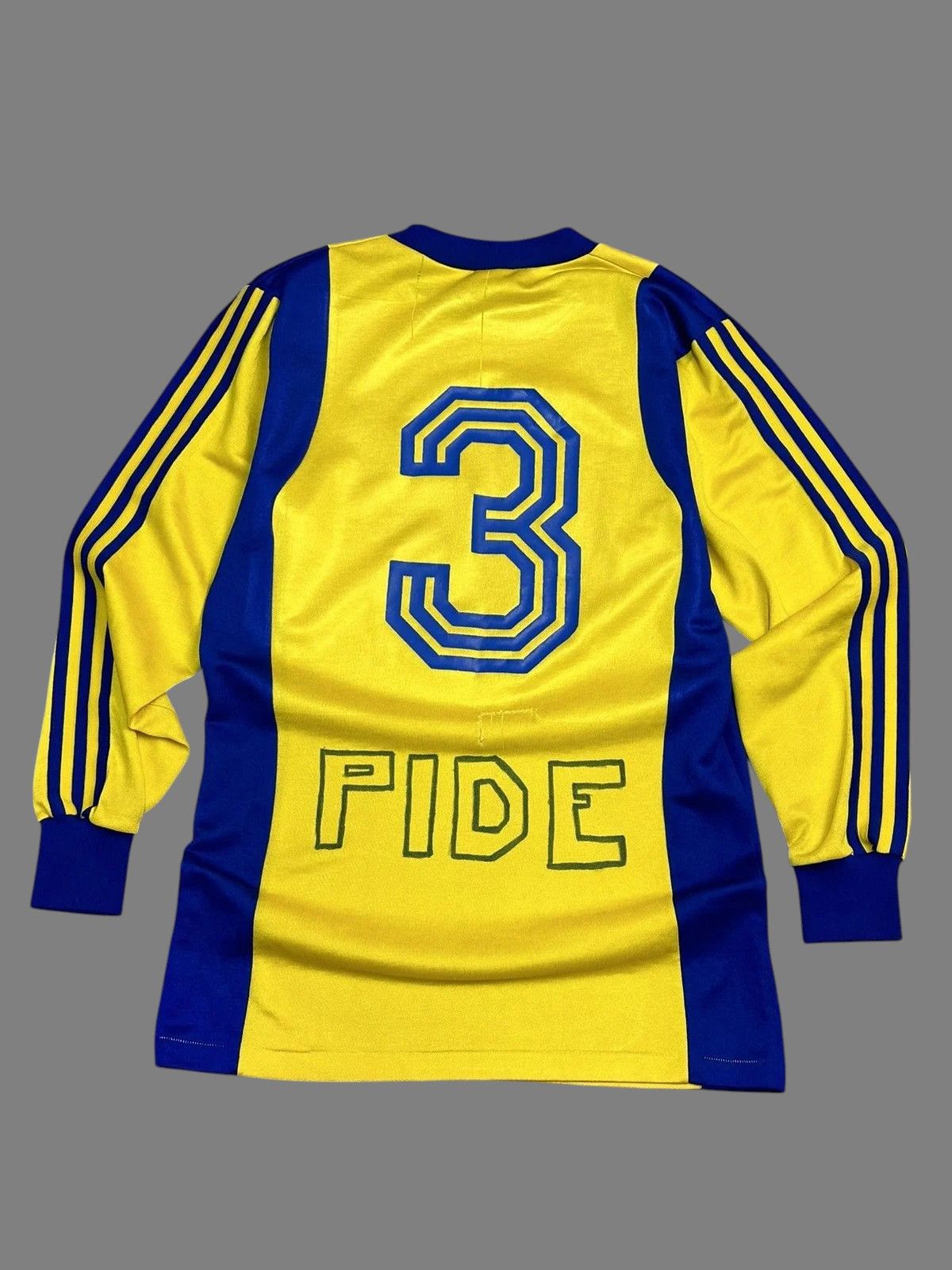 Vintage Adidas Retro 1990s Football Top Longsleeve Yellow Vintage Size US M / EU 48-50 / 2 - 8 Thumbnail