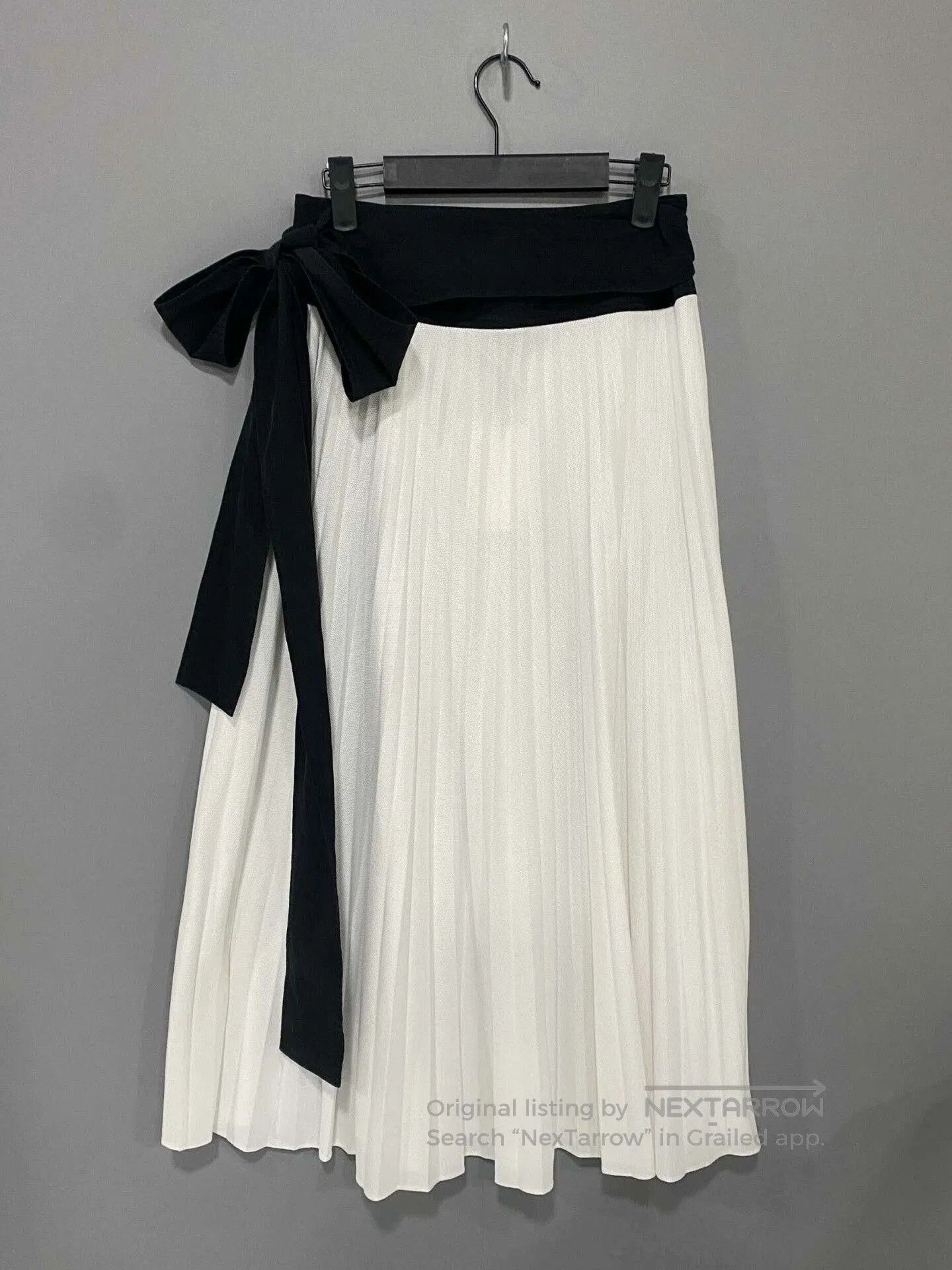 Louis Vuitton Louis Vuitton Black White Long Dress. Size 35" - 1 Thumbnail