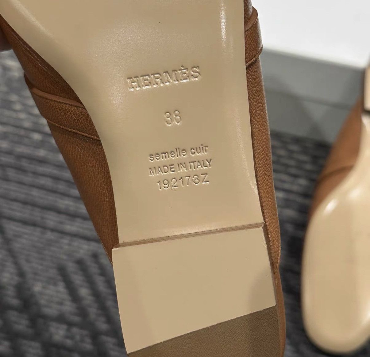 Hermes Hermès Kelly Brown Silver Buckle Mules J42 Size US 8 / IT 38 - 7 Thumbnail