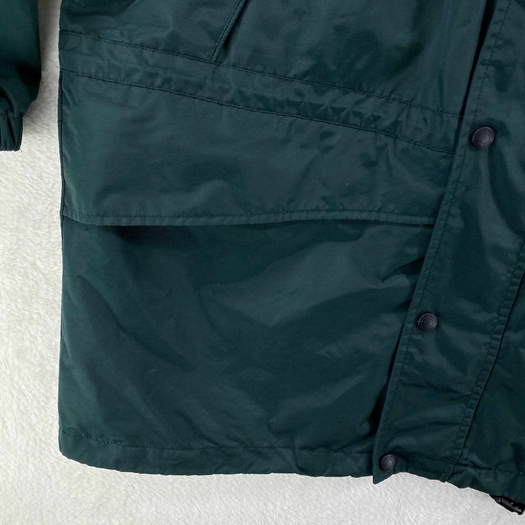 Eddie Bauer VINTAGE Eddie Bauer Mens S Green Hooded Windbreaker Nylon Jacket Zipper Pockets Full Zip - VTG Size US S / EU 44-46 / 1 - 6 Thumbnail
