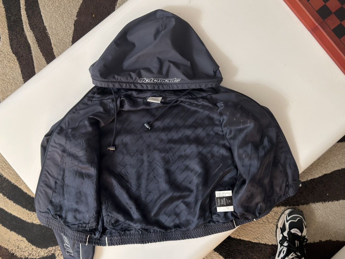 Vetements Vetements 2017 Fall/Winter Cropped Striped Track Jacket Size US XS / EU 42 / 0 - 6 Thumbnail