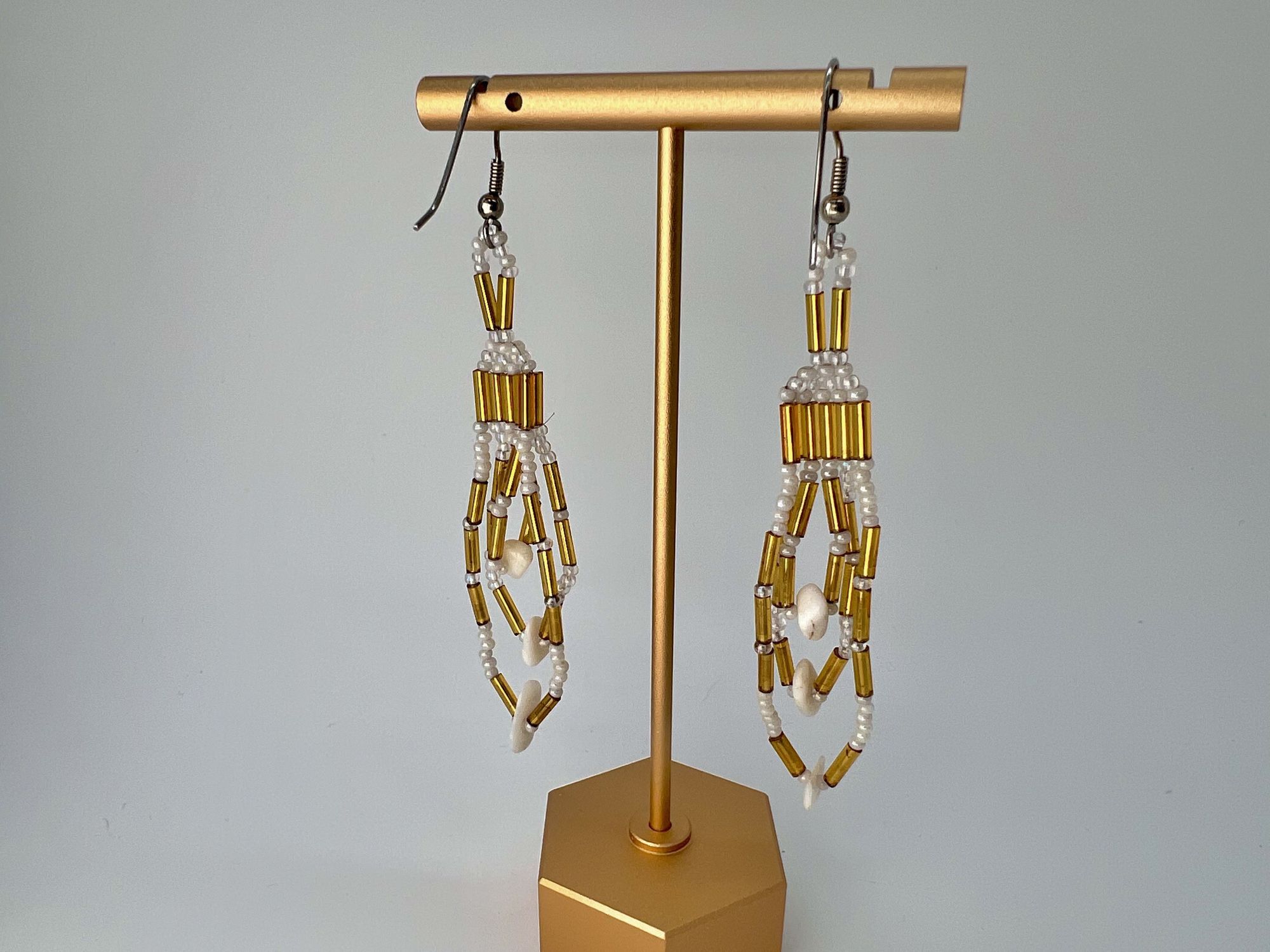 Designer Handmade Gold & White Beaded Dangle Earrings Pierced Ears Size ONE SIZE - 3 Thumbnail