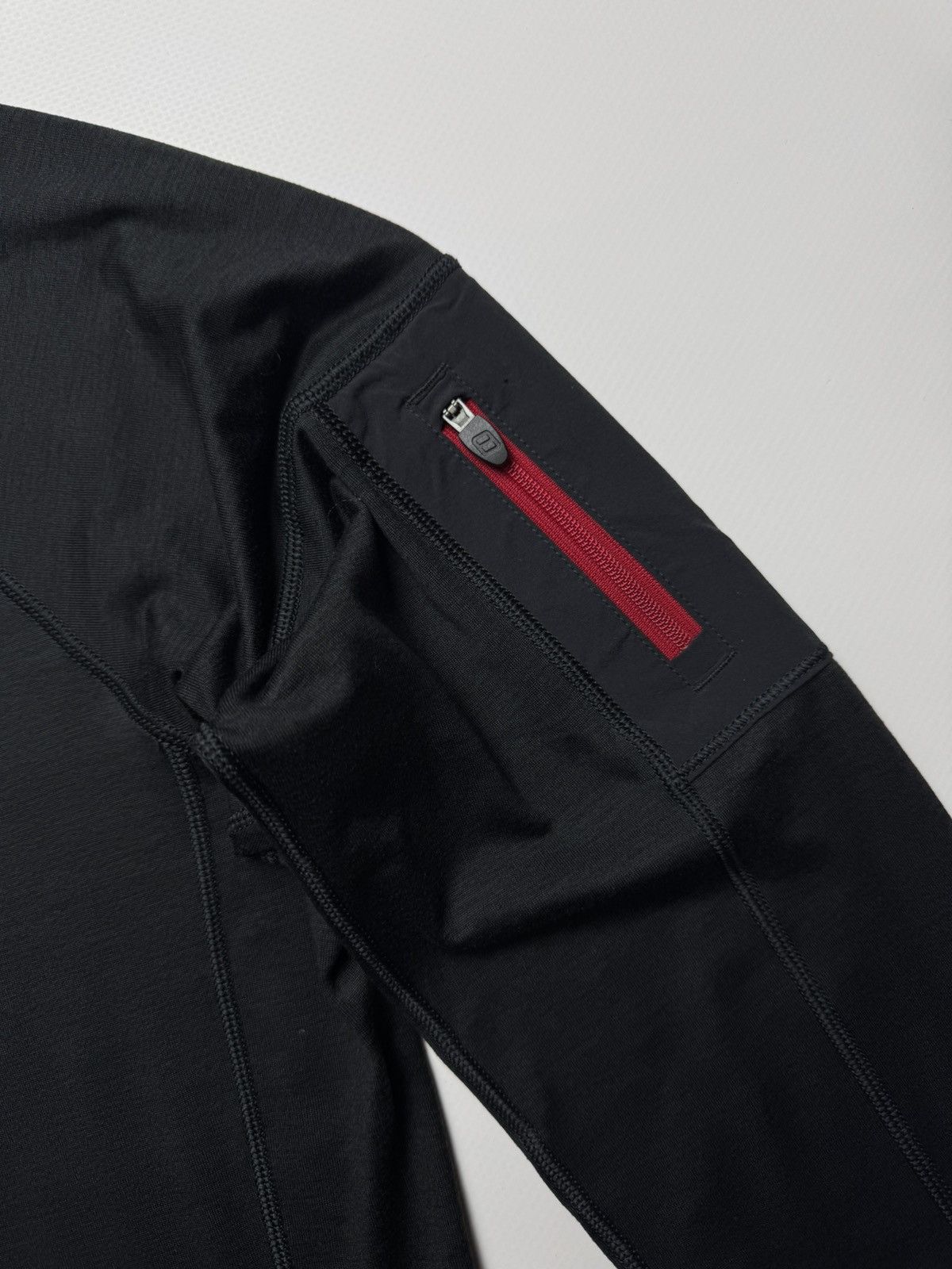 Berghaus Berghaus Quarter Zip Tech Fleece with Arm Pocket / Gorpcore Size US M / EU 48-50 / 2 - 4 Thumbnail