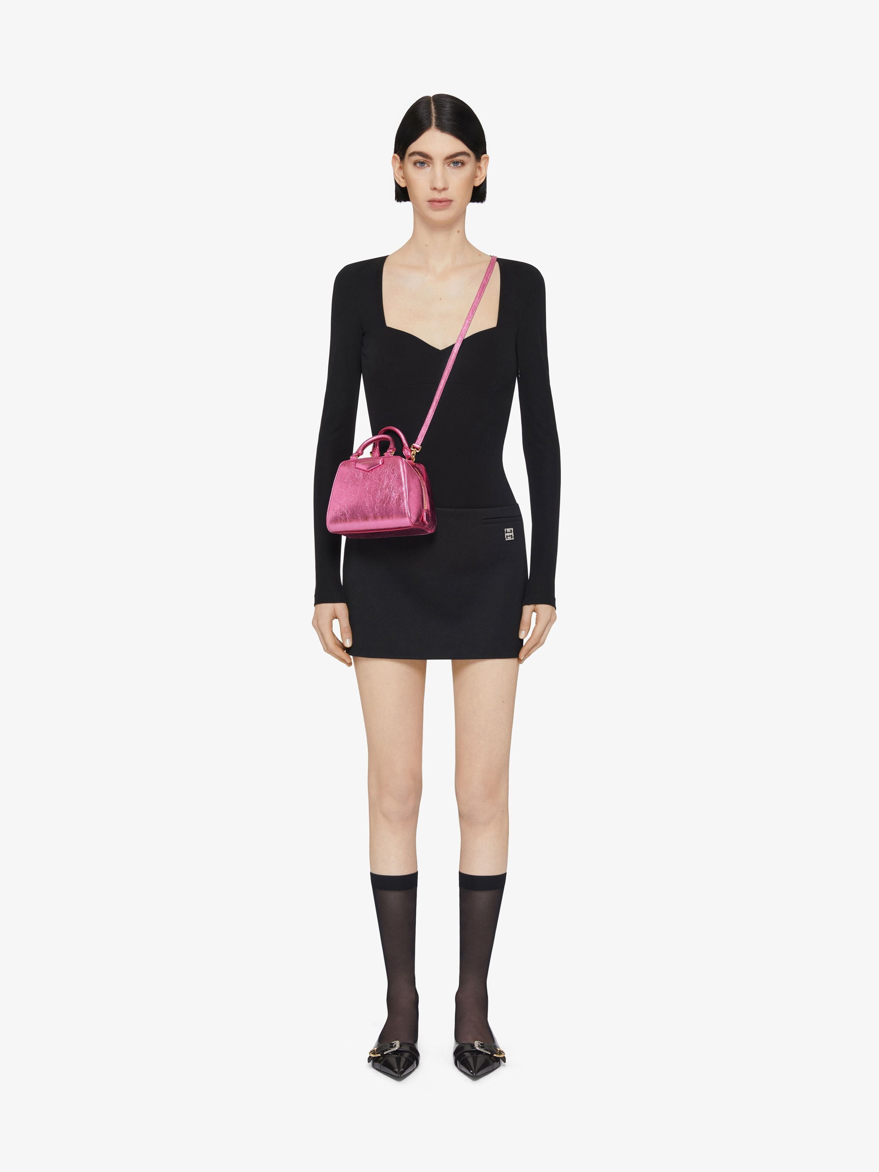 Givenchy oc11z0725 Size: OS / Antigona Cube Nano Bag in Raspberry Size ONE SIZE - 2 Thumbnail