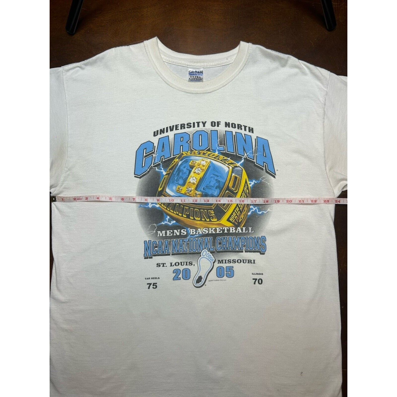 Gildan Y2K NCAA National Championships UNC Tar Heels Basketball Tee Size US XL / EU 56 / 4 - 4 Thumbnail