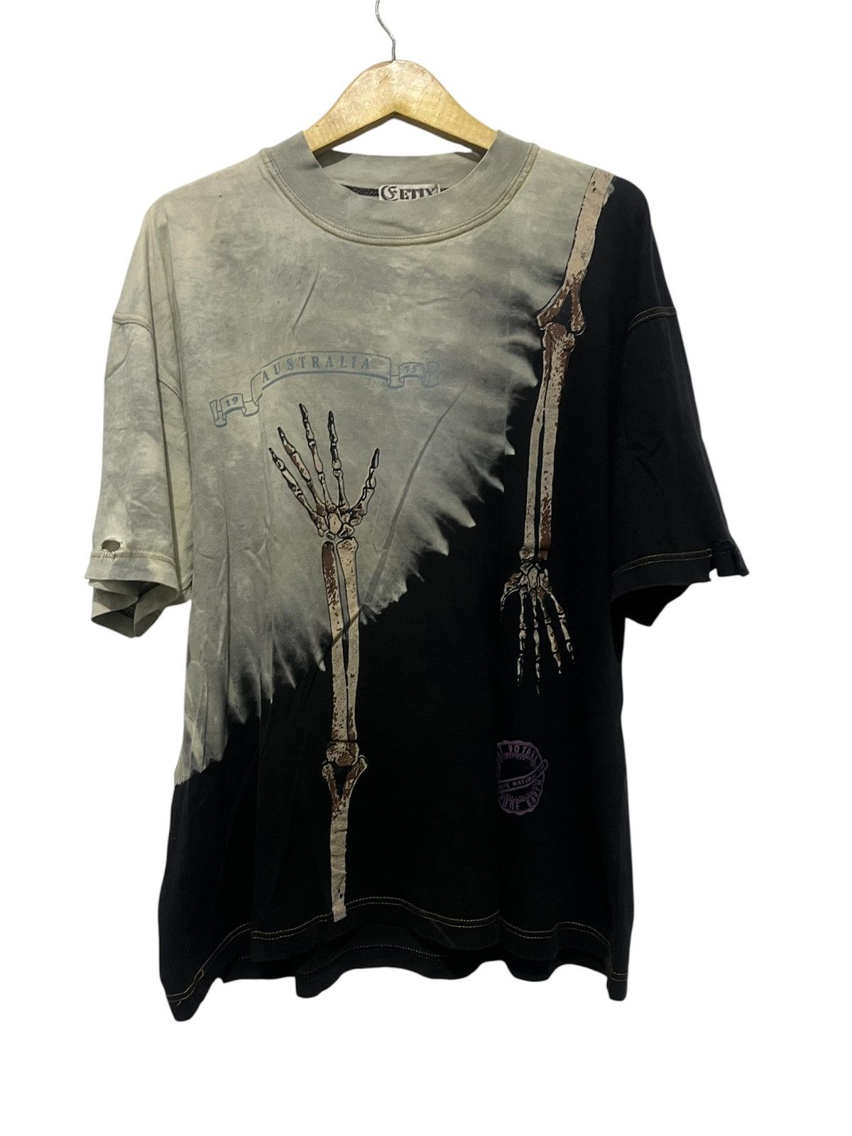Japanese Brand Vintage Skull Tie Die T-Shirt Cs Etic Size US XL / EU 56 / 4 - 1 Thumbnail
