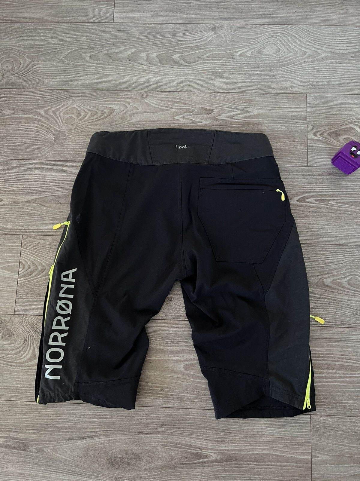 Norrona Norrona Fjora Big Logo Gorpcore Phantom - Caviar Shorts Size US 34 / EU 50 - 23 Thumbnail