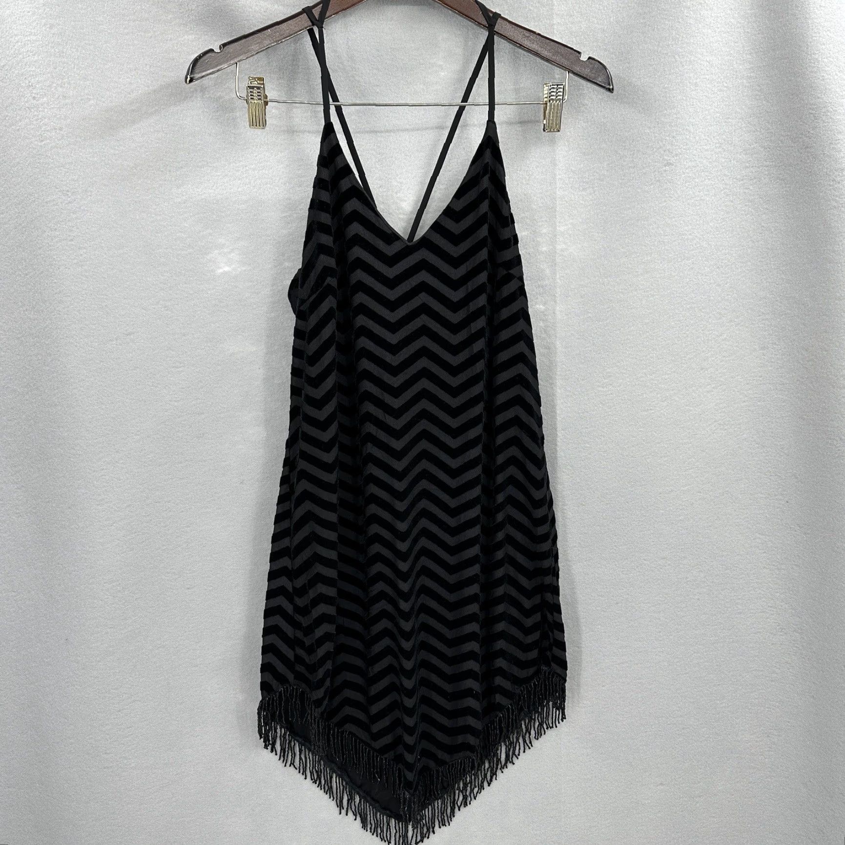 Velvet ASTR Dress Womens XS Black Velvet Chevron Spaghetti Strap Bead Fringe Going Out Size XS / US 0-2 / IT 36-38 - 2 Thumbnail