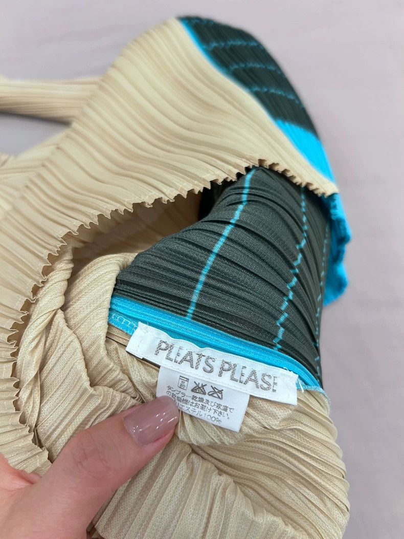 Issey Miyake Issey Miyake size:3 Two-tone pleated top Size XS / US 0-2 / IT 36-38 - 6 Thumbnail