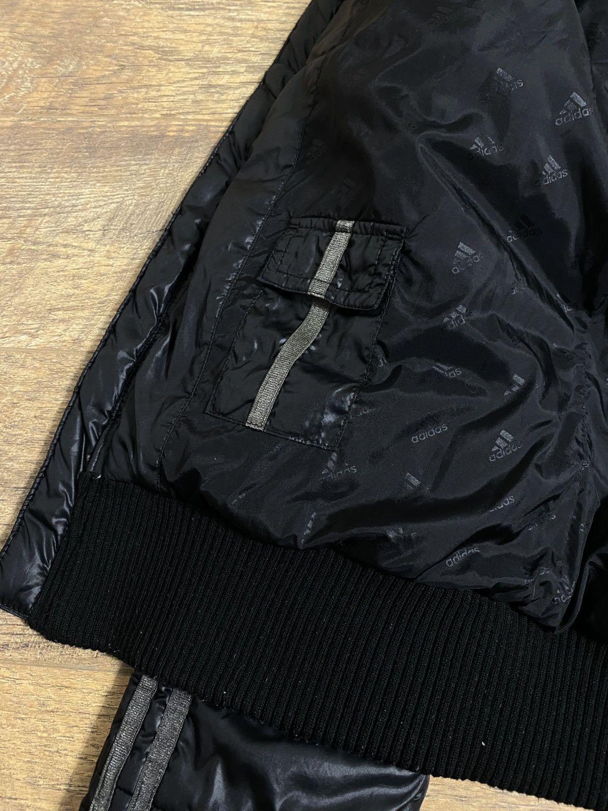 Adidas Adidas Black Puffer Jacket Gold Hardware 3-Stripes M Size M / US 6-8 / IT 42-44 - 14 Thumbnail