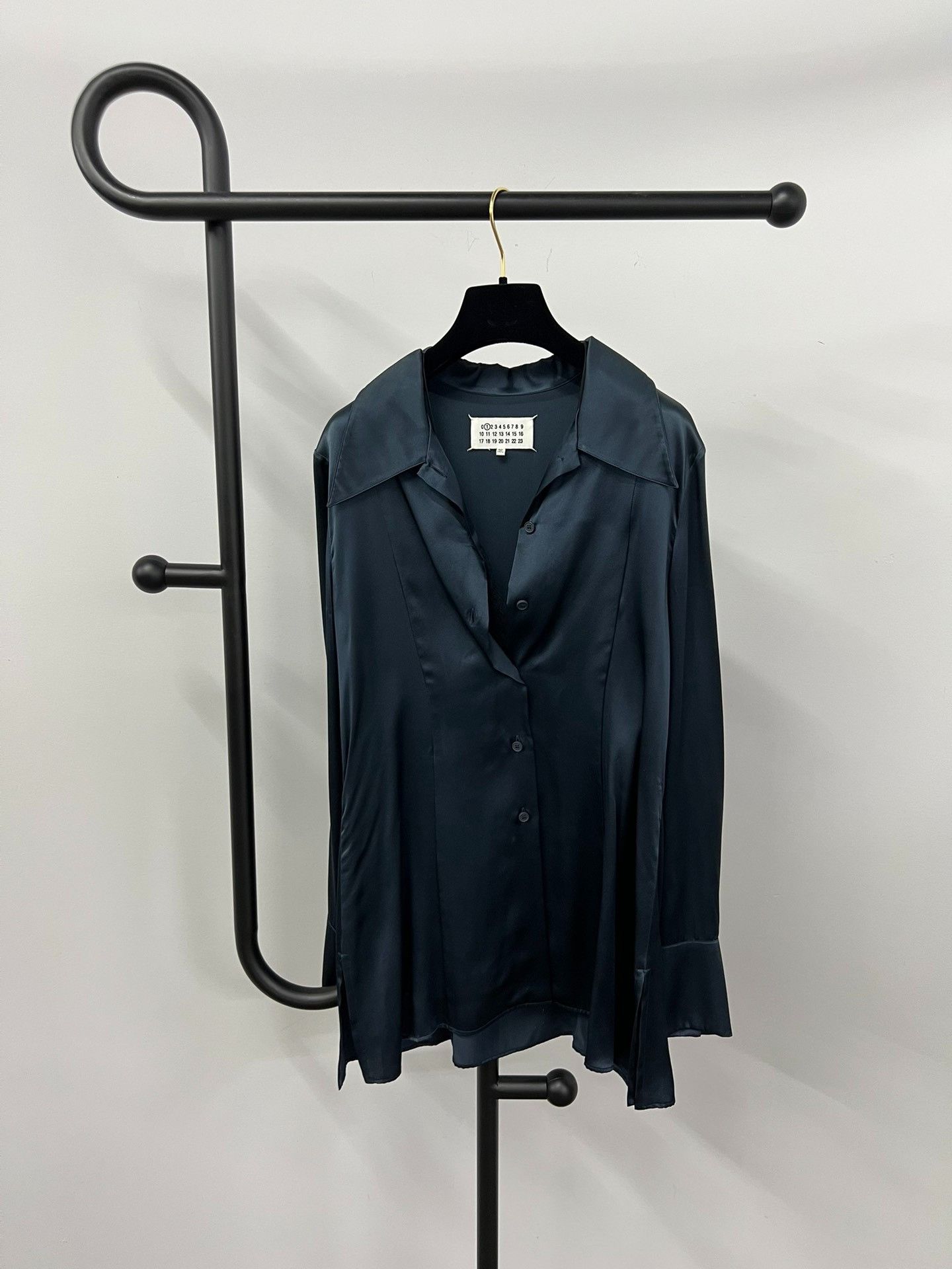 Maison Margiela Maison Margiela MM6 Silk Lace Camisole Shirt Size XS / US 0-2 / IT 36-38 - 1 Thumbnail