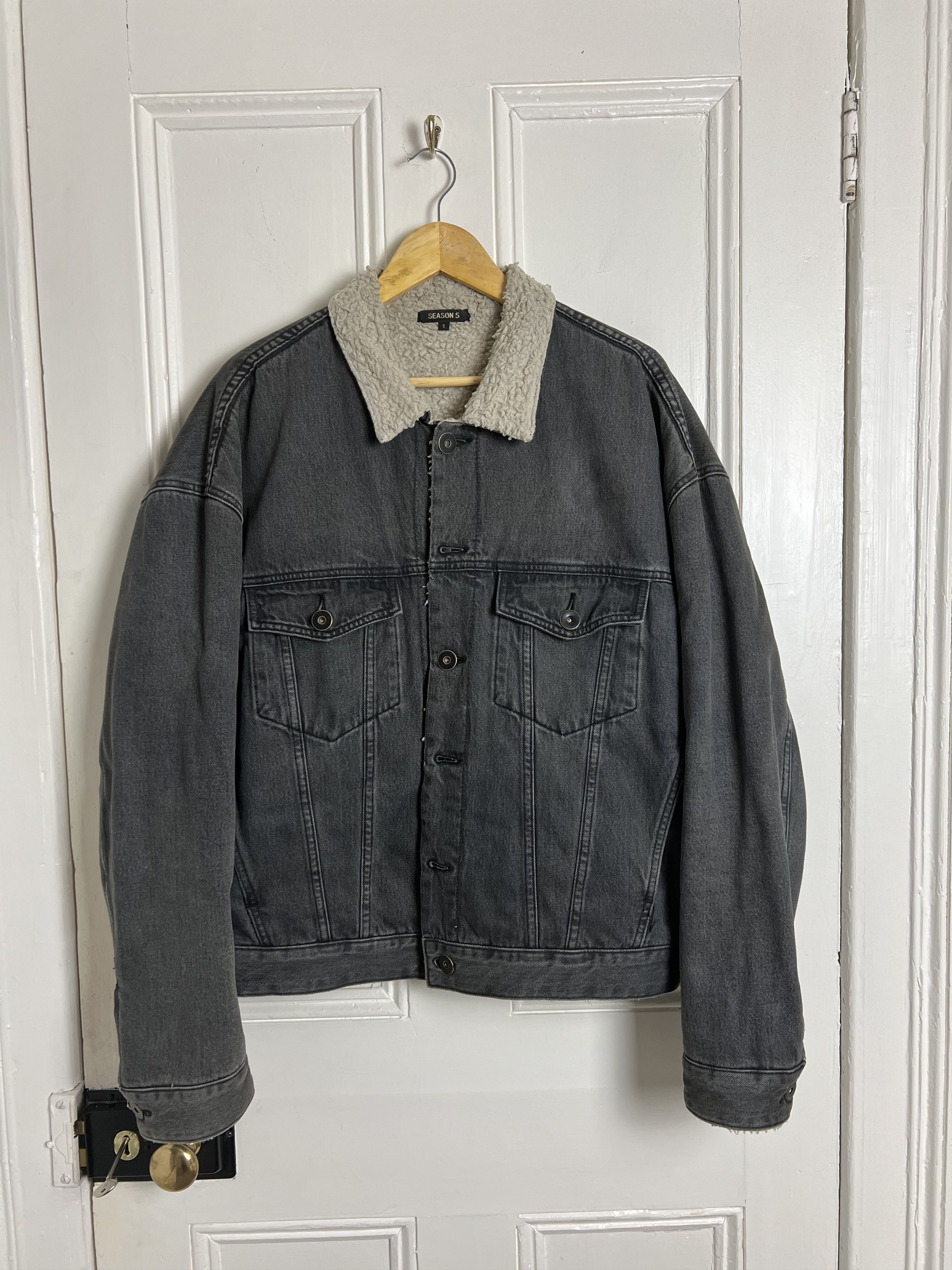 Yeezy - Sherpa Lined Jean Jacket Season 5 Classic Sherpa Jean - US XL