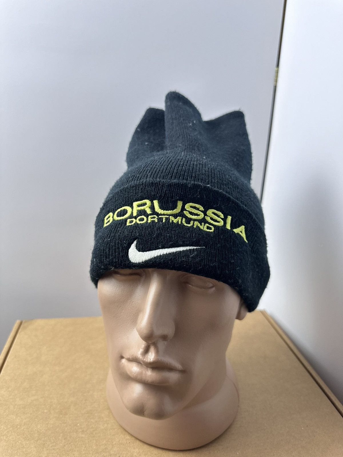Vintage Vintage Nike Borussia Dortmund soccer Hat big swoosh Size ONE SIZE - 1 Thumbnail