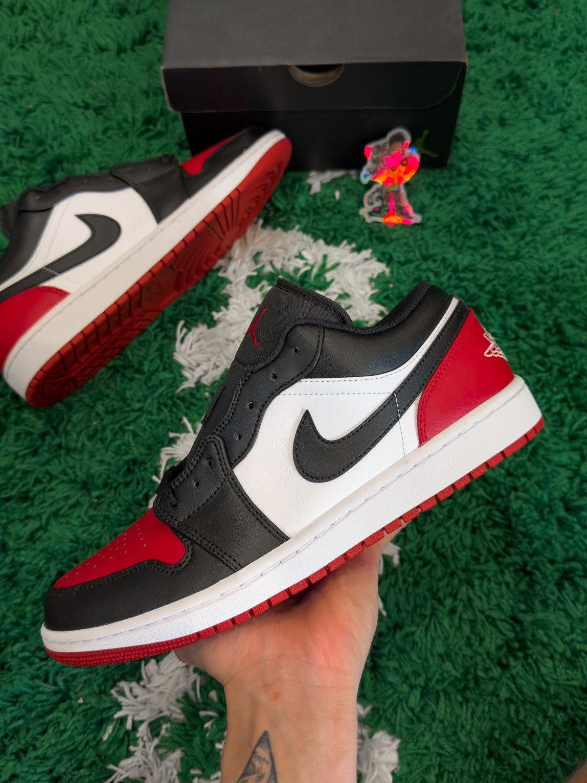 Jordan Brand Jordan 1 Low Bred Toe Size 10 Size US 10 / EU 43 - 10 Thumbnail