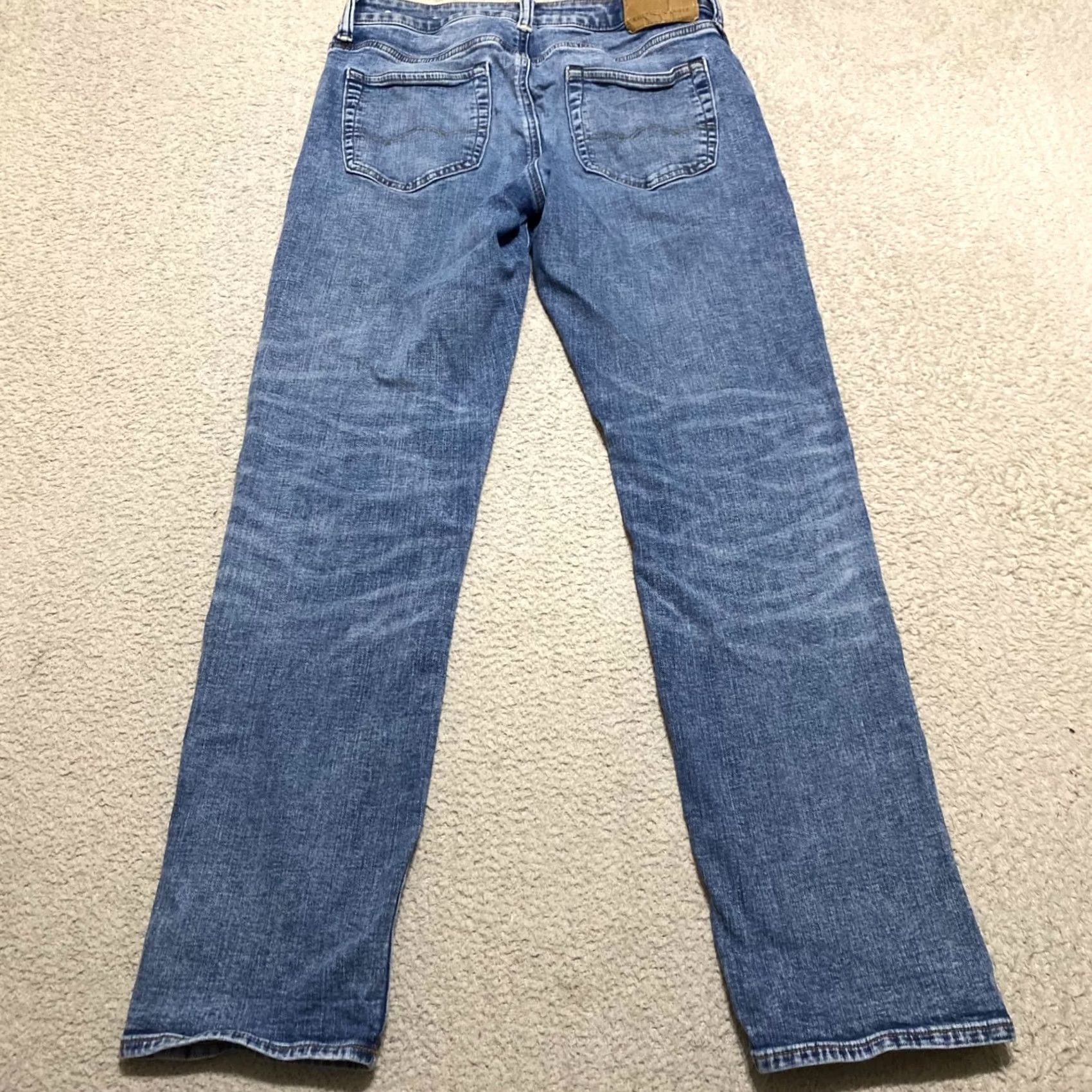 American Eagle Outfitters American Eagle Outfitters Jeans 32x32 Blue Denim Medium Wash Slim Straight Mid Rise Men's Jeans Size US 32 / EU 48 - 2 Thumbnail