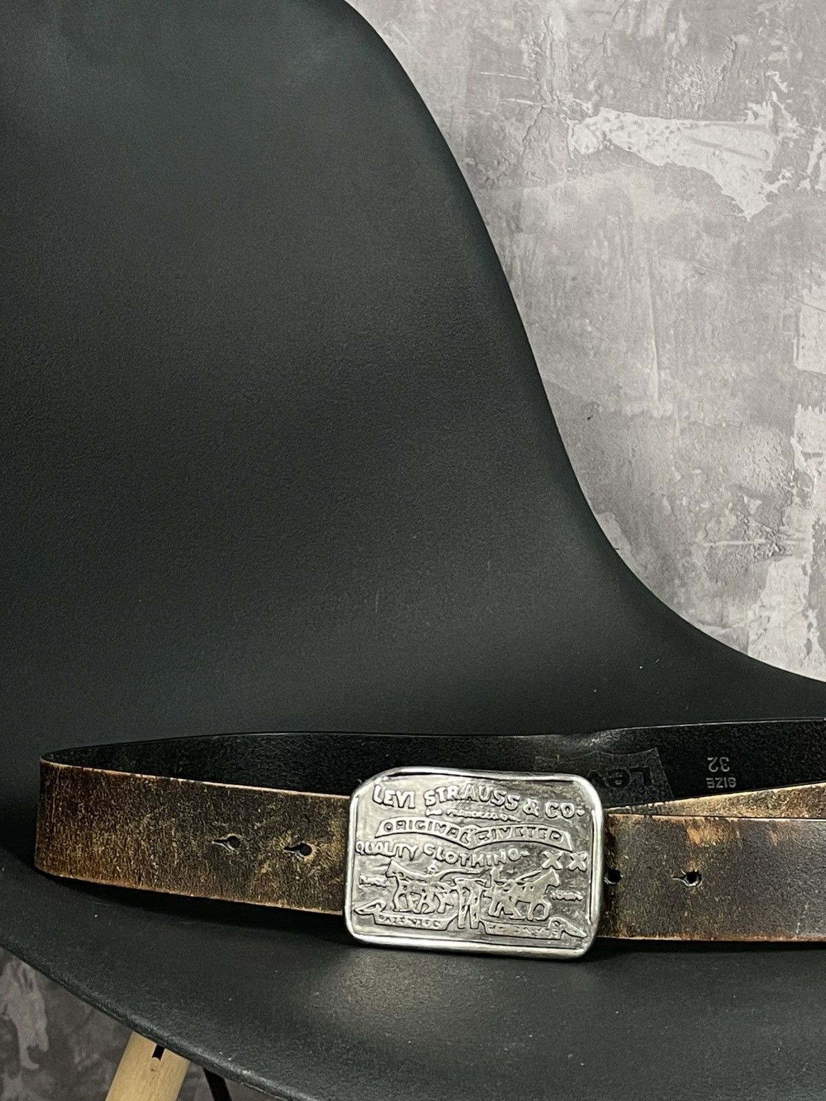 Japanese Brand × Levi's Levi’s Vintage Metal Buckle belt Brown Leather Size ONE SIZE - 2 Thumbnail