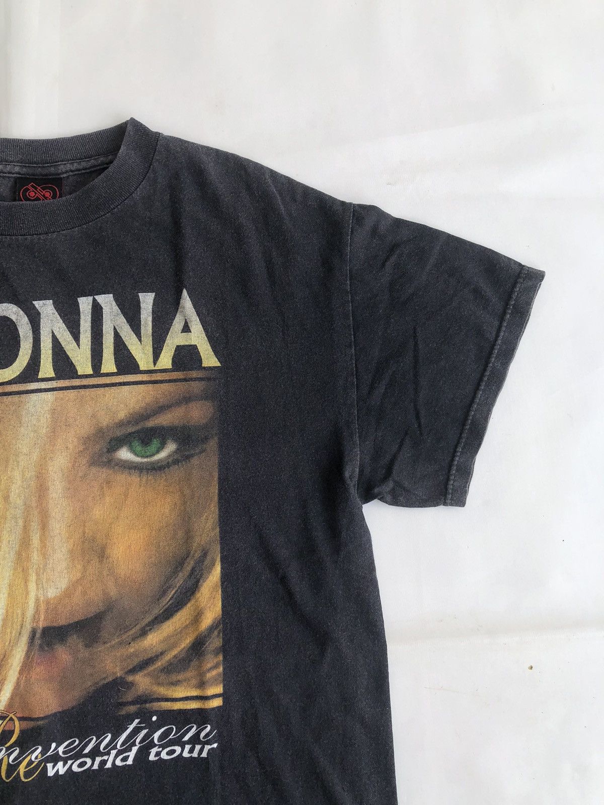 Band Tees × Japanese Brand 00s Madonna Word Tour Tshirt Tee Size US M / EU 48-50 / 2 - 3 Thumbnail