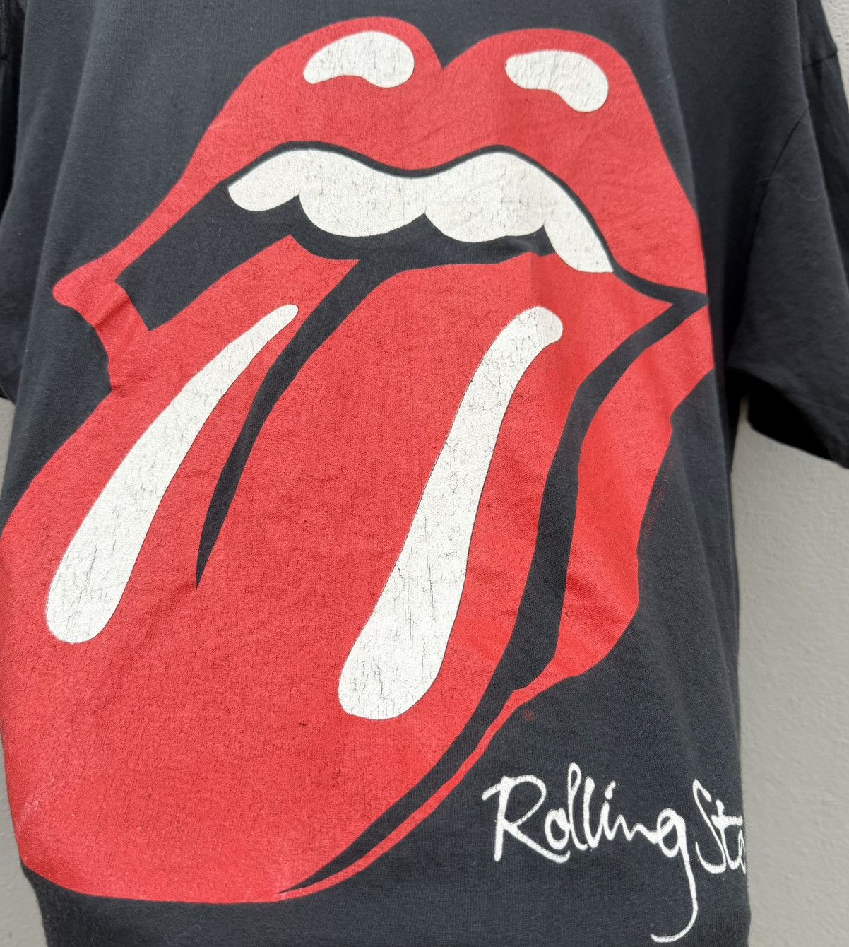 The Rolling Stones Vintage Rolling Stones Tokyo 1990 Tour Tee 1989 Band Shirt Size US XL / EU 56 / 4 - 2 Thumbnail