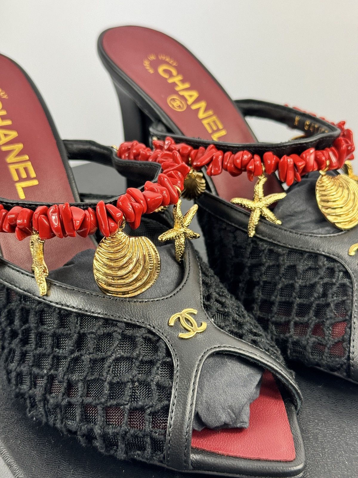 Chanel COCO BEACH 2026 CHARM MULES *VERY LIMITED* Size US 8.5 / IT 38.5 - 7 Thumbnail